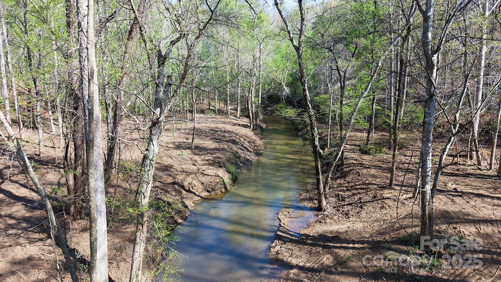 723 N Highland Road Property Photo 32