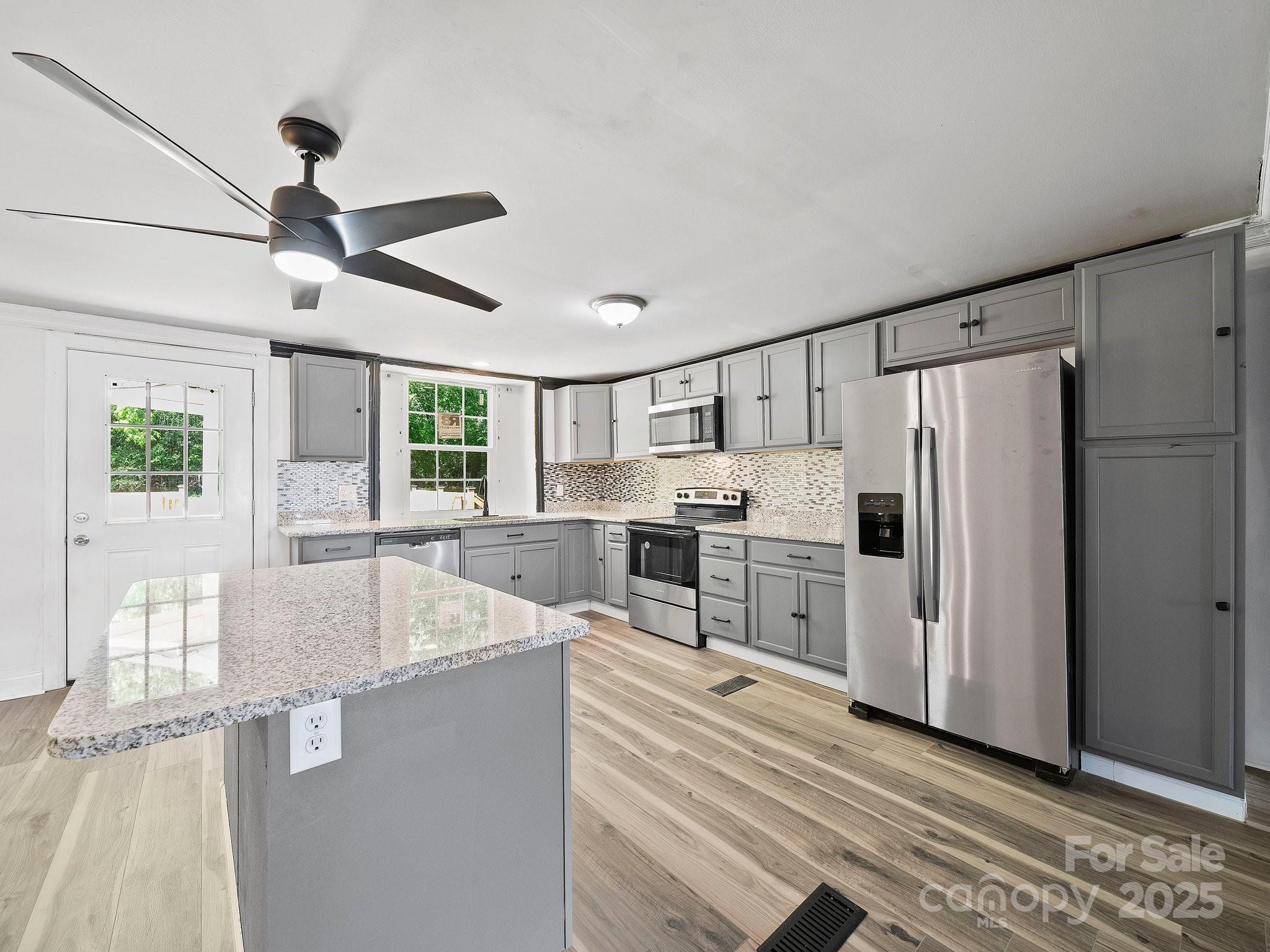 308 E Miller Street 1 Property Photo 15