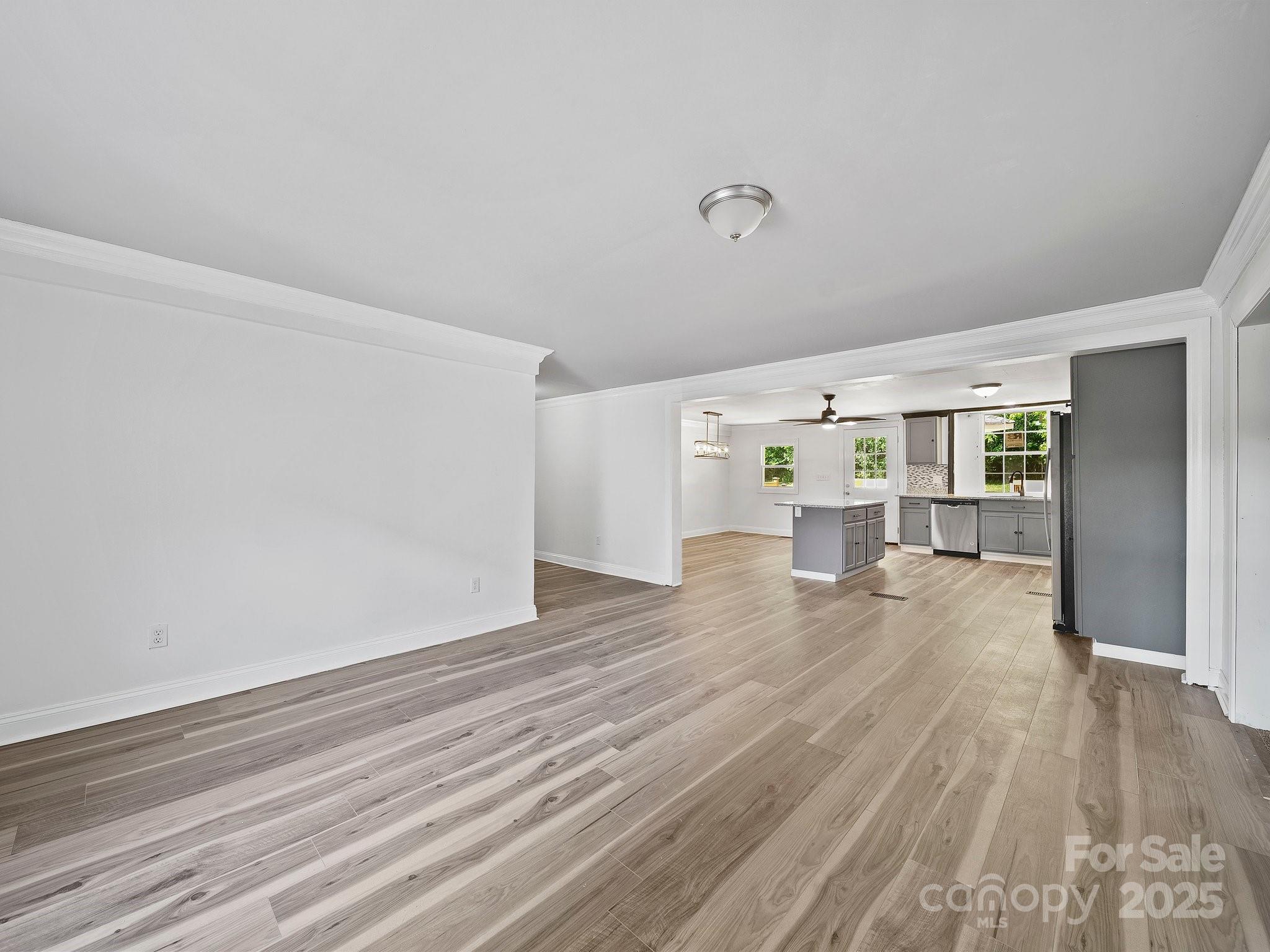 308 E Miller Street 1 Property Photo 16