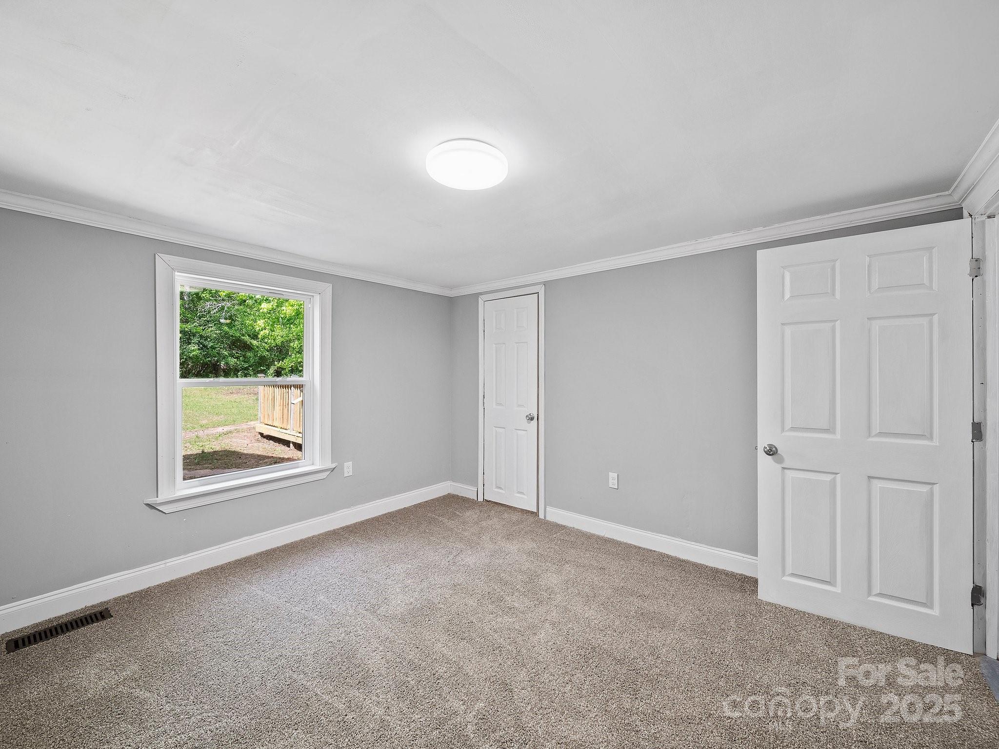 308 E Miller Street 1 Property Photo 19