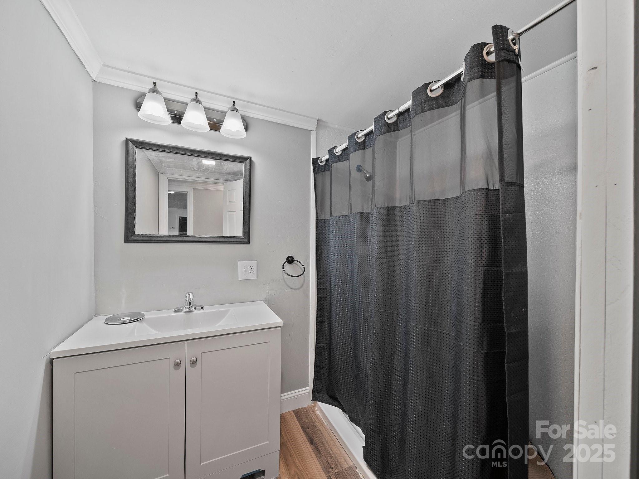 308 E Miller Street 1 Property Photo 20