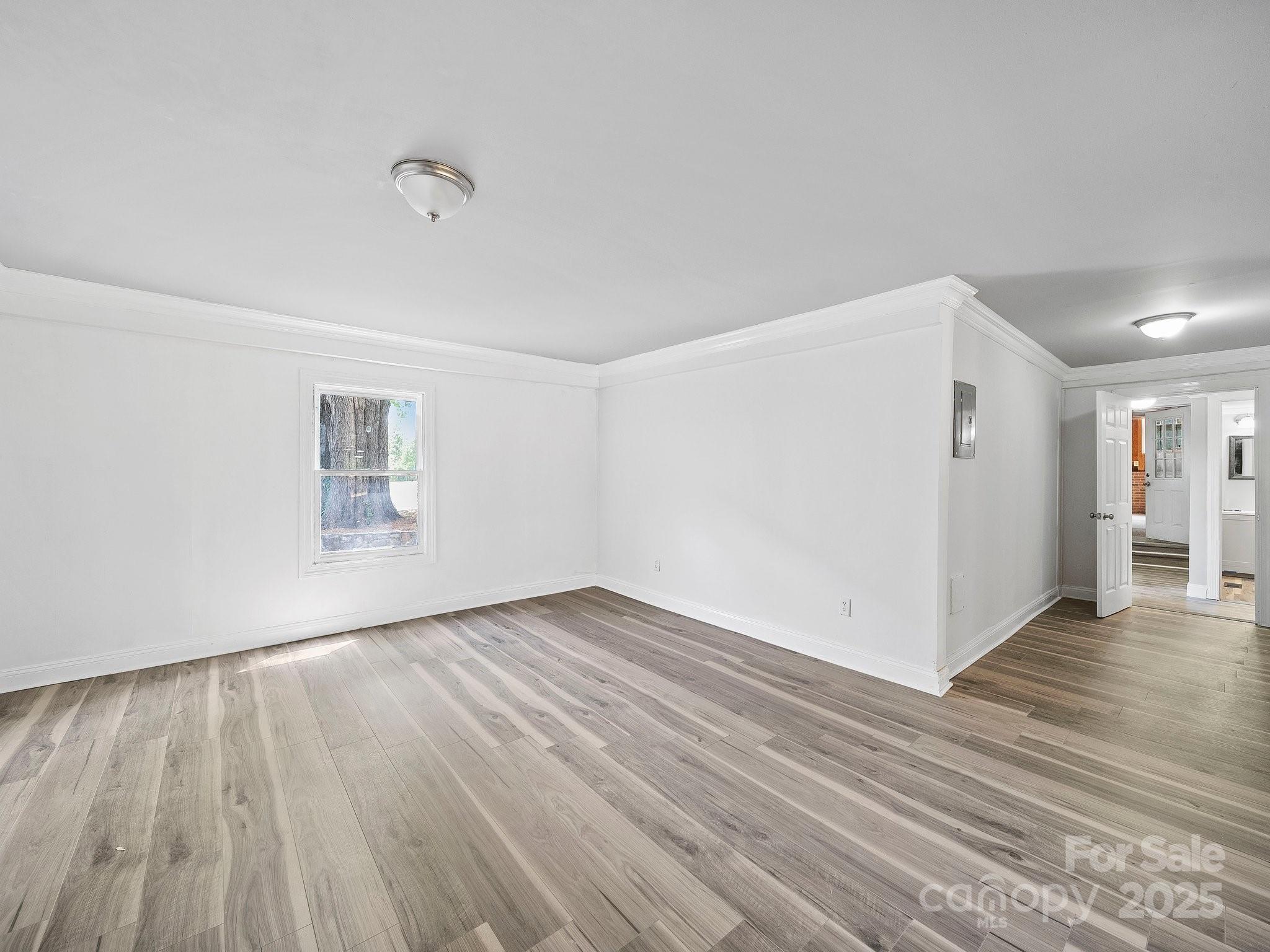 308 E Miller Street 1 Property Photo 23