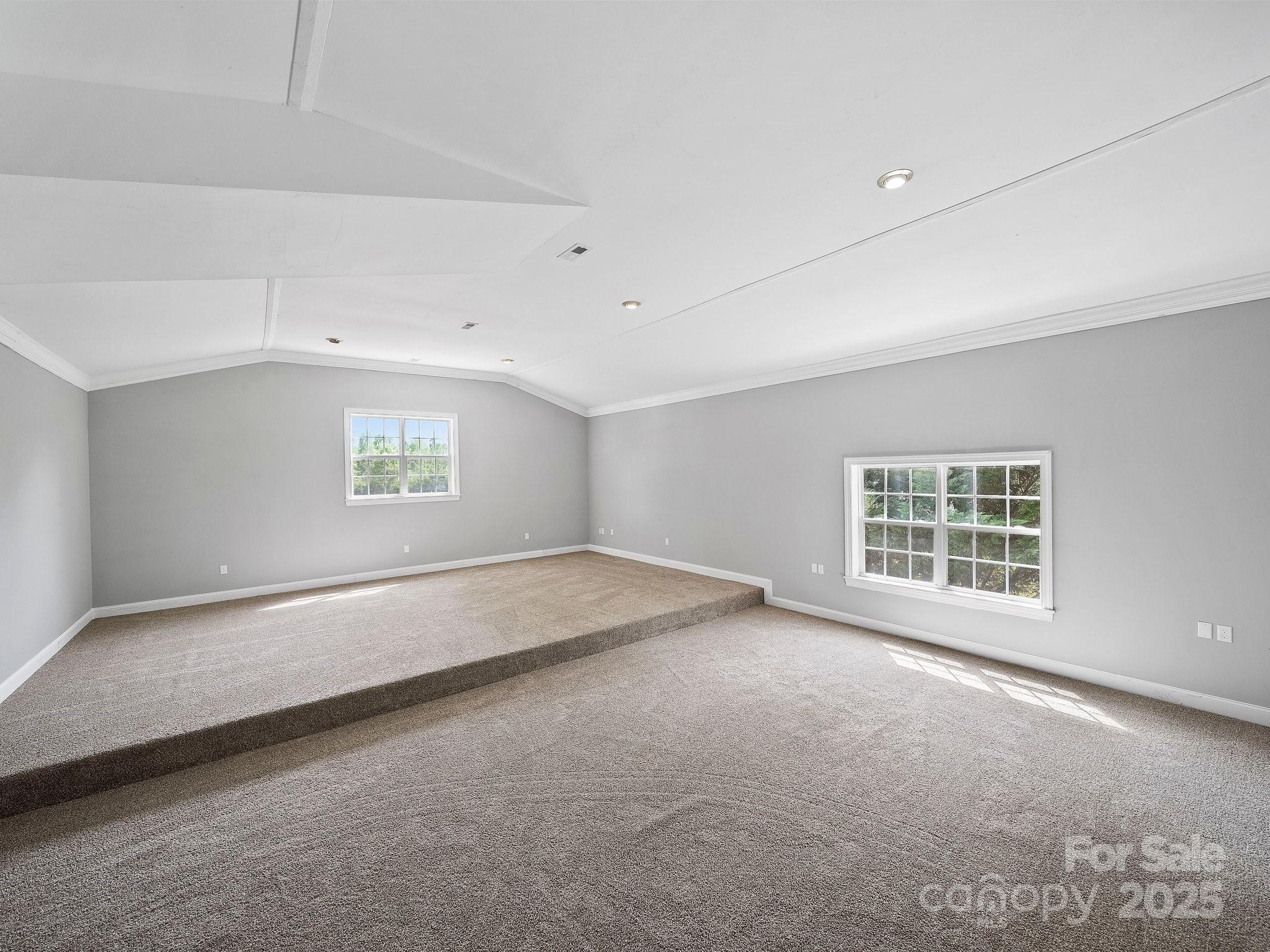 308 E Miller Street 1 Property Photo 34