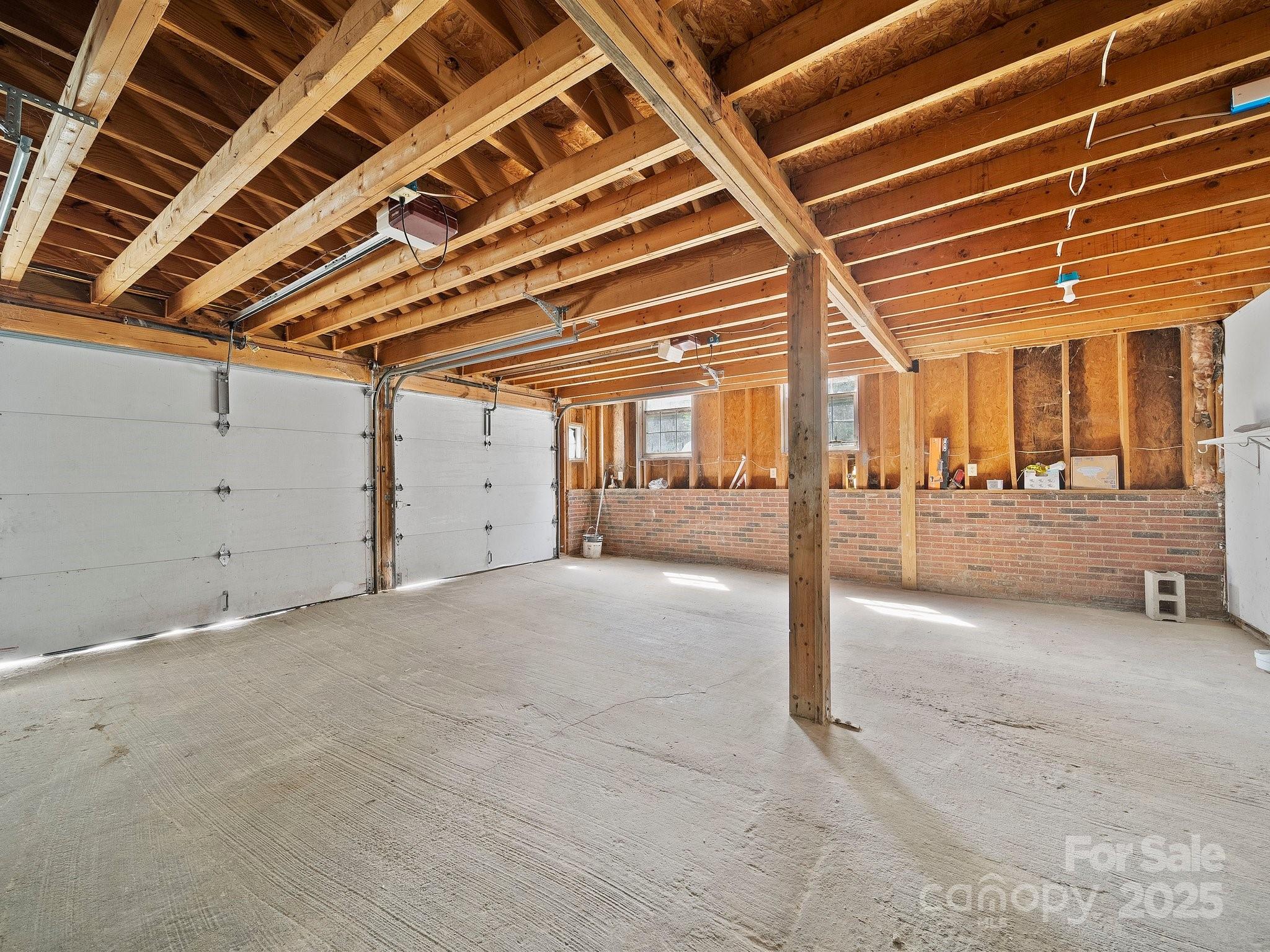 308 E Miller Street 1 Property Photo 41