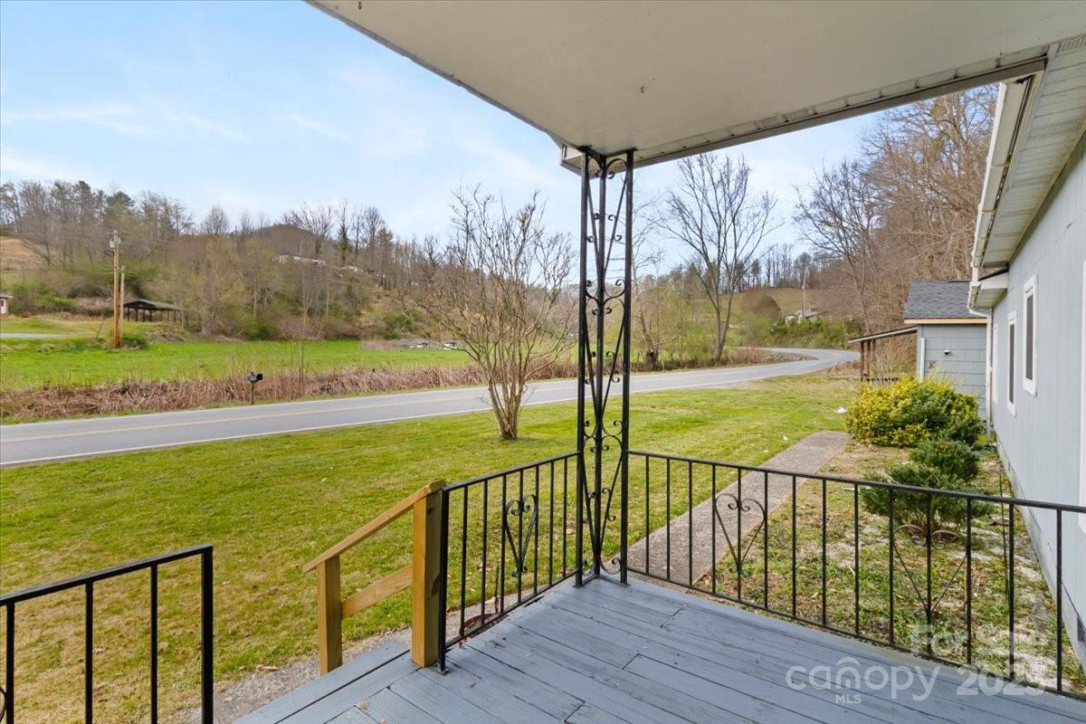 3722/3724 Walnut Creek Road Property Photo 9