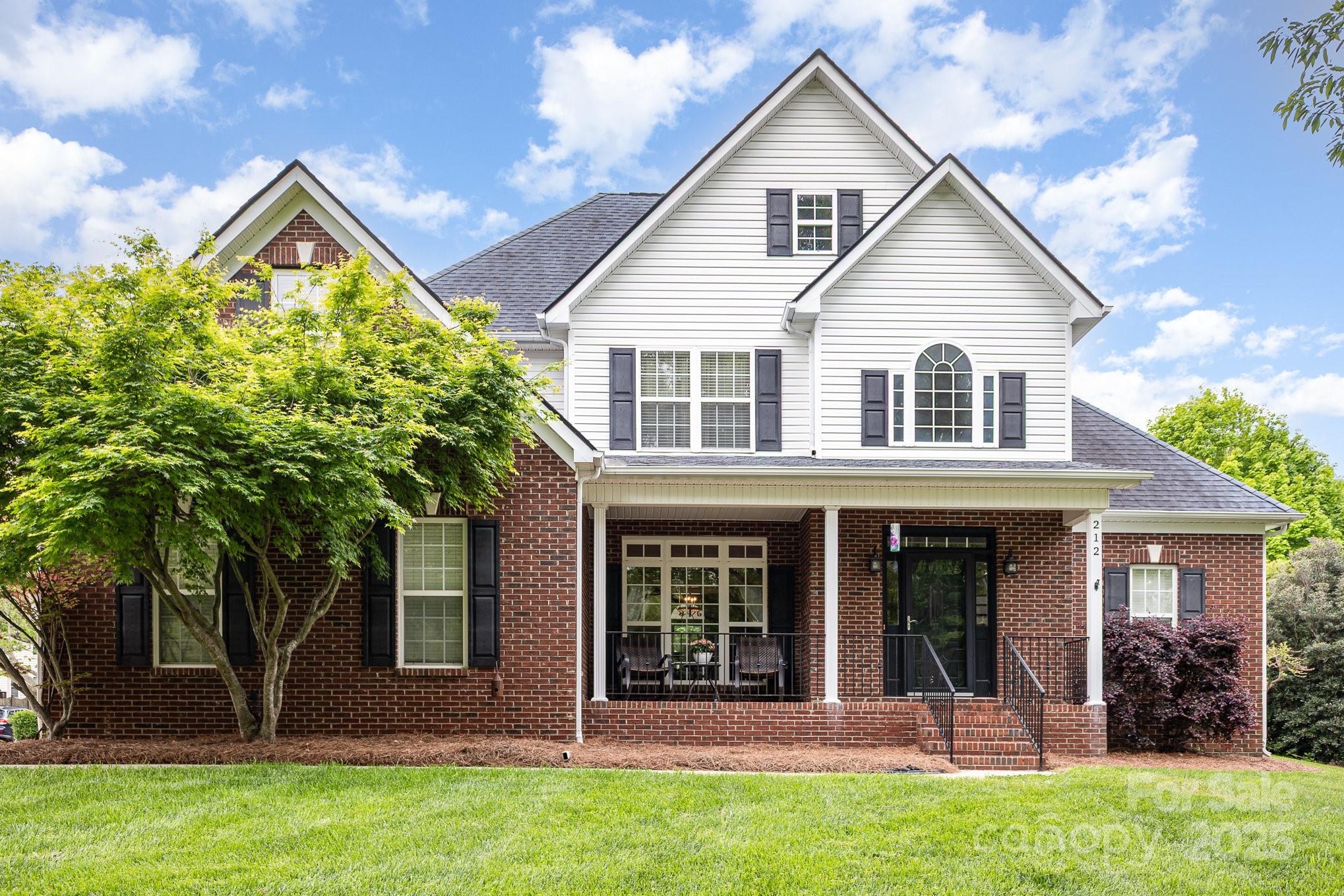 212 Horn Tassel Court Property Photo