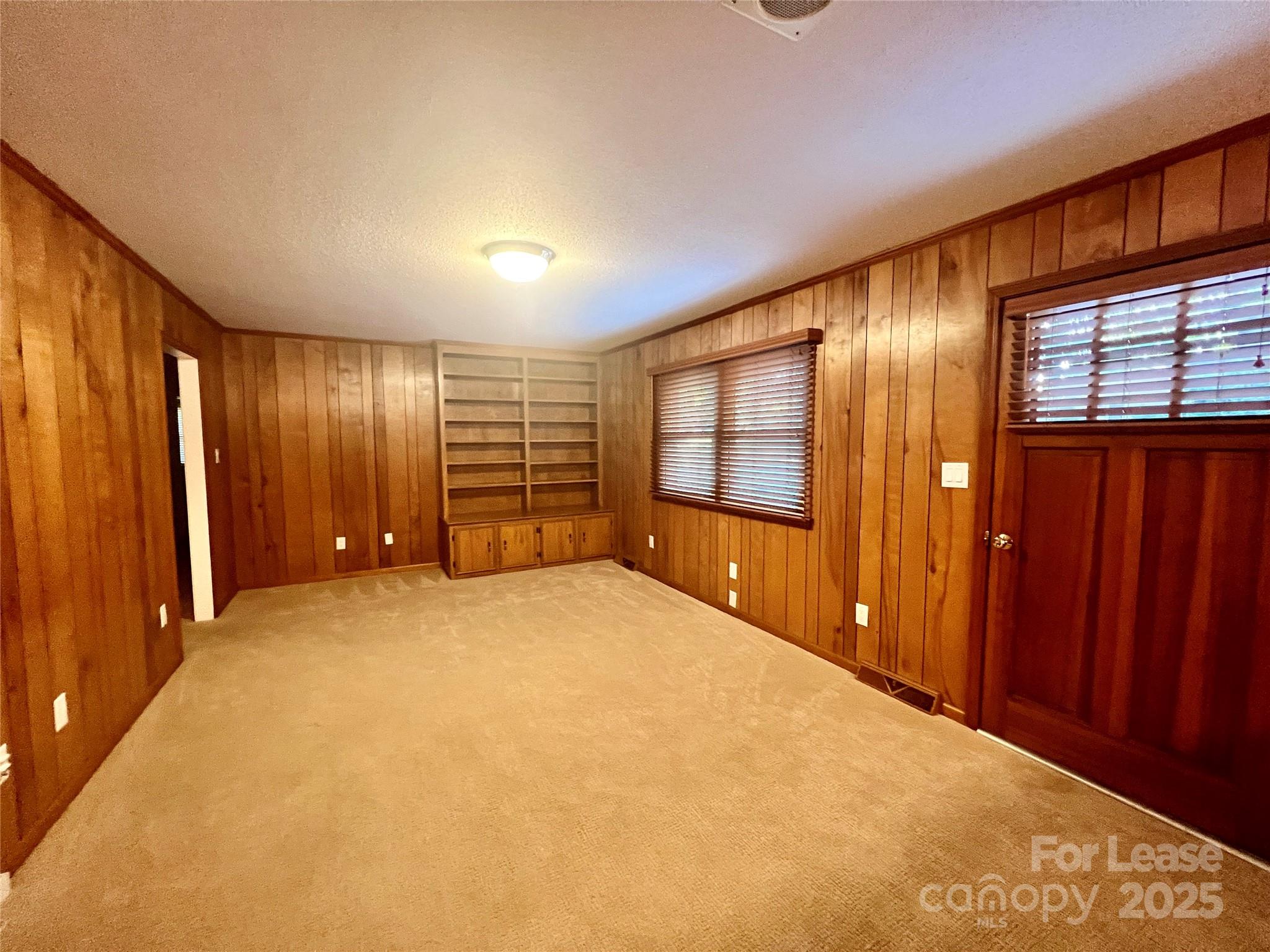 294 Spicewood Circle Property Photo 13