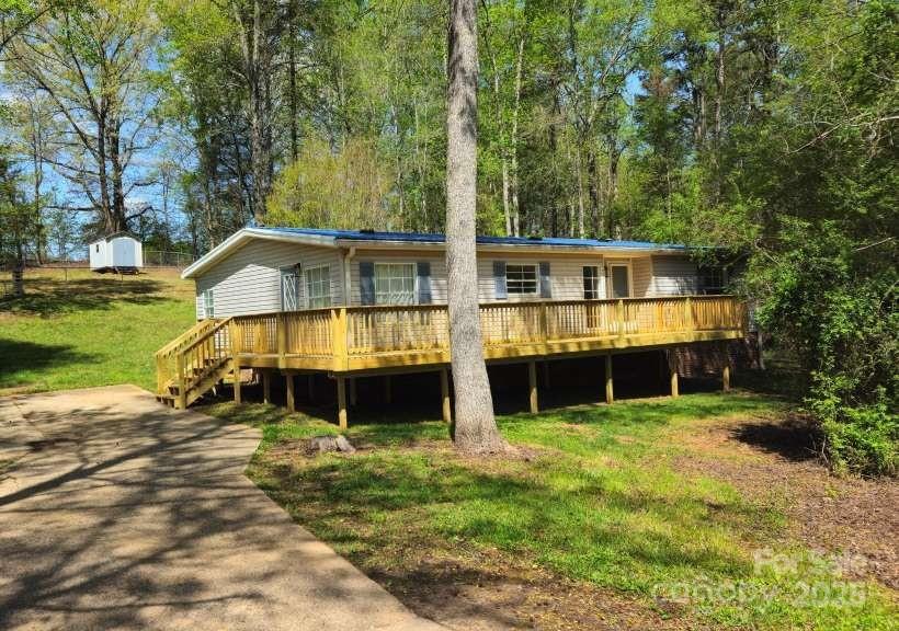 3325 Stony Brook Circle Property Photo