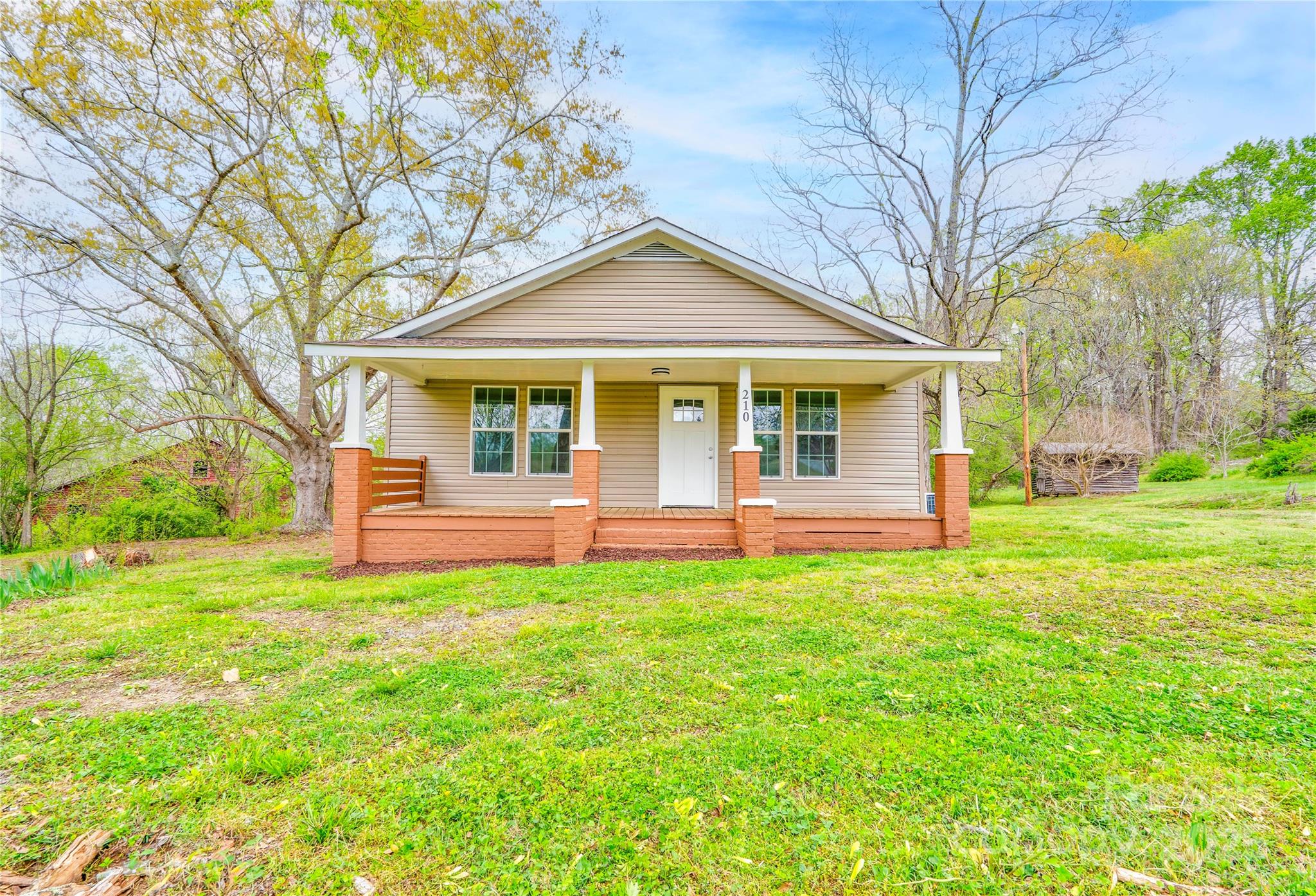 210 Moriah School Road Property Photo 1