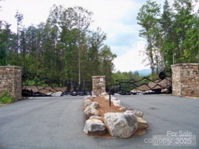 1552 Bear Cliff Drive 32 Property Photo
