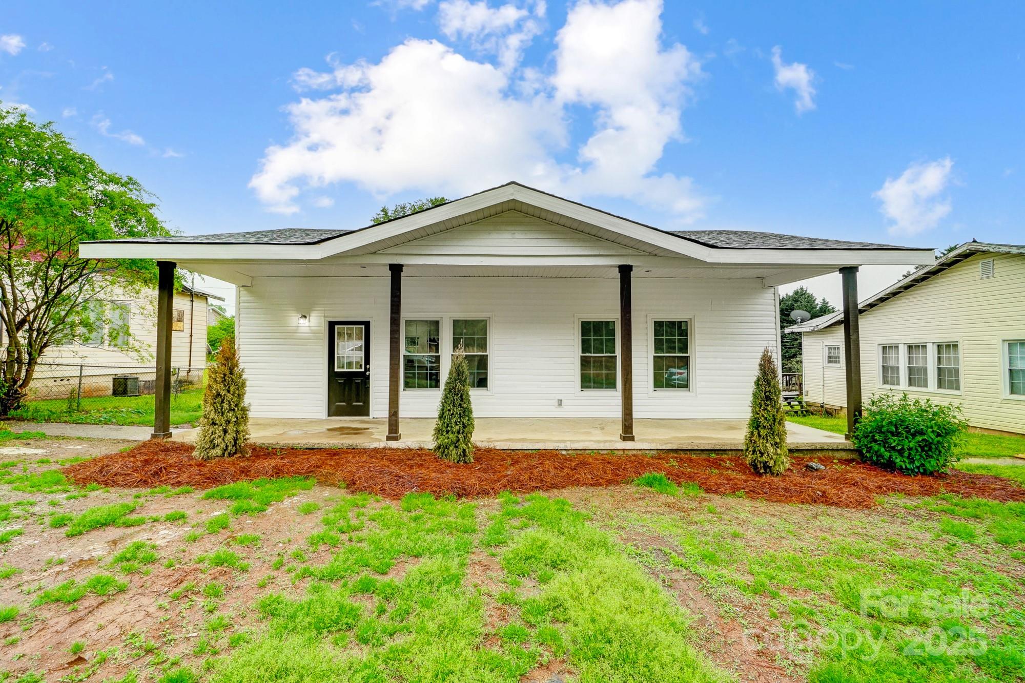 113 Woodside Avenue Property Photo