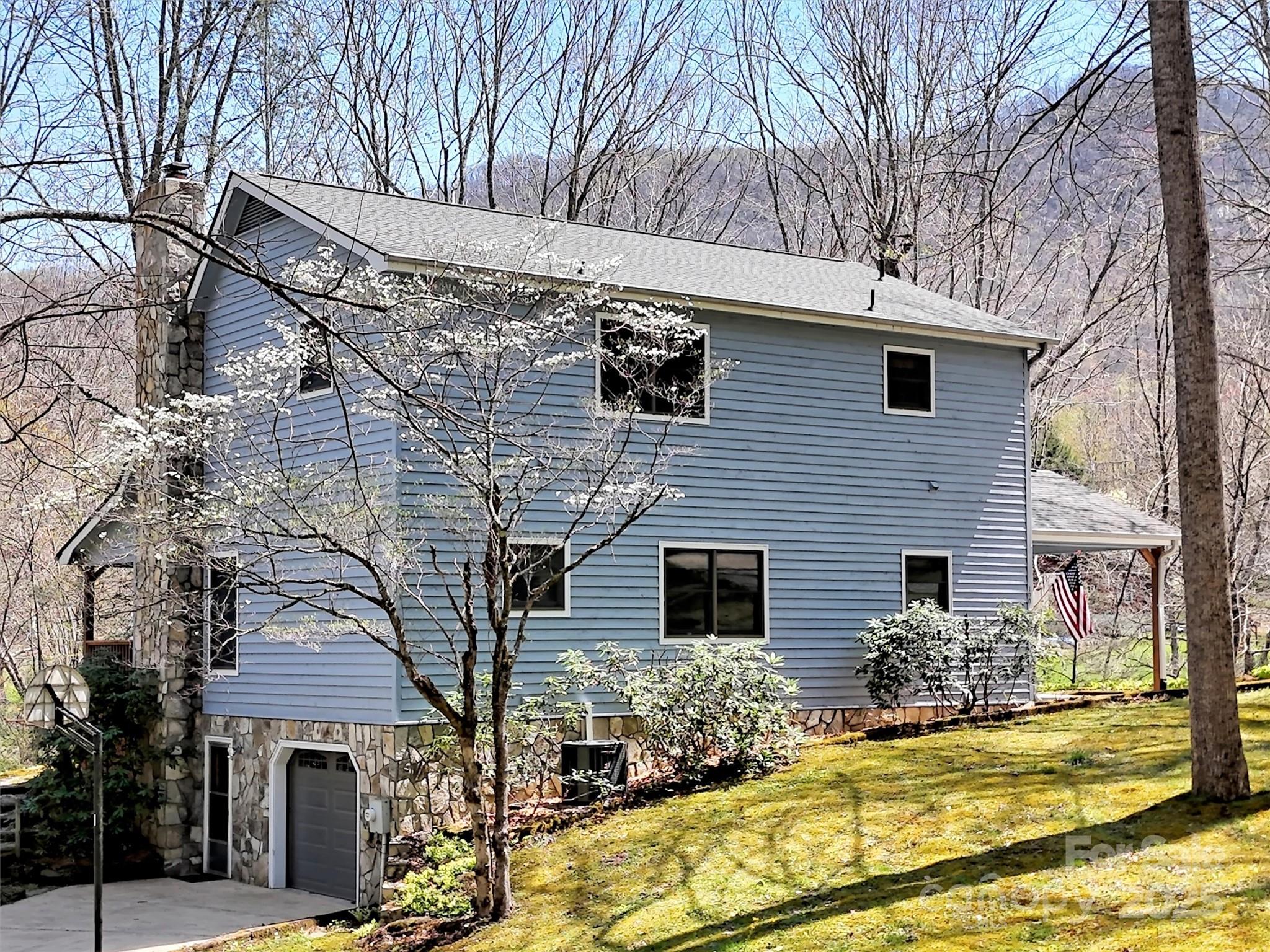 100 Tsali Drive Property Photo