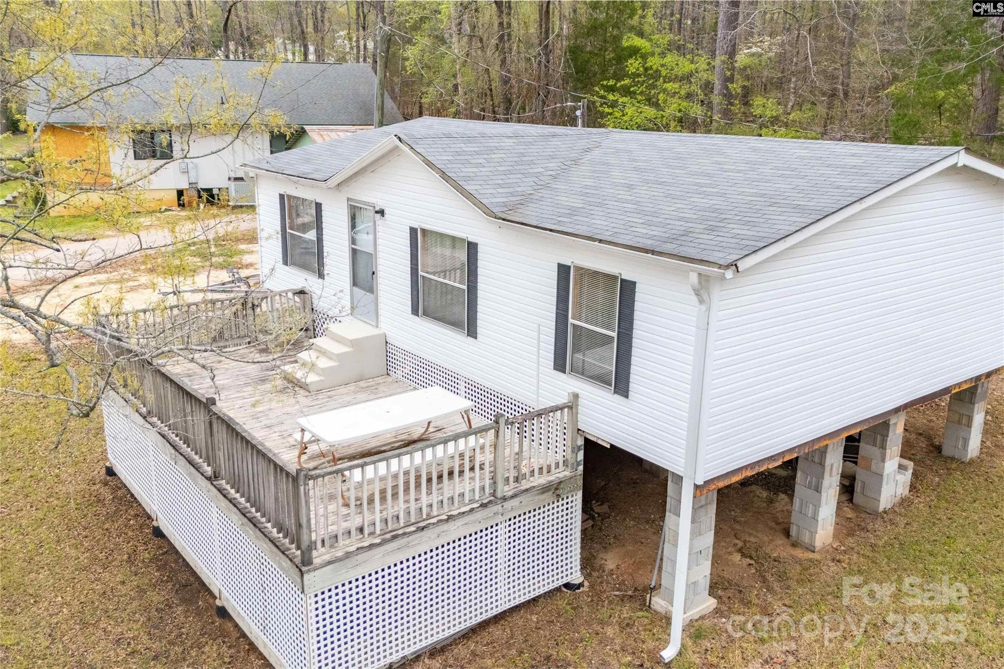 2342 Beaver Creek Road Property Photo