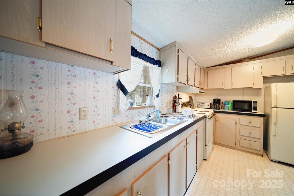 2342 Beaver Creek Road Property Photo 11