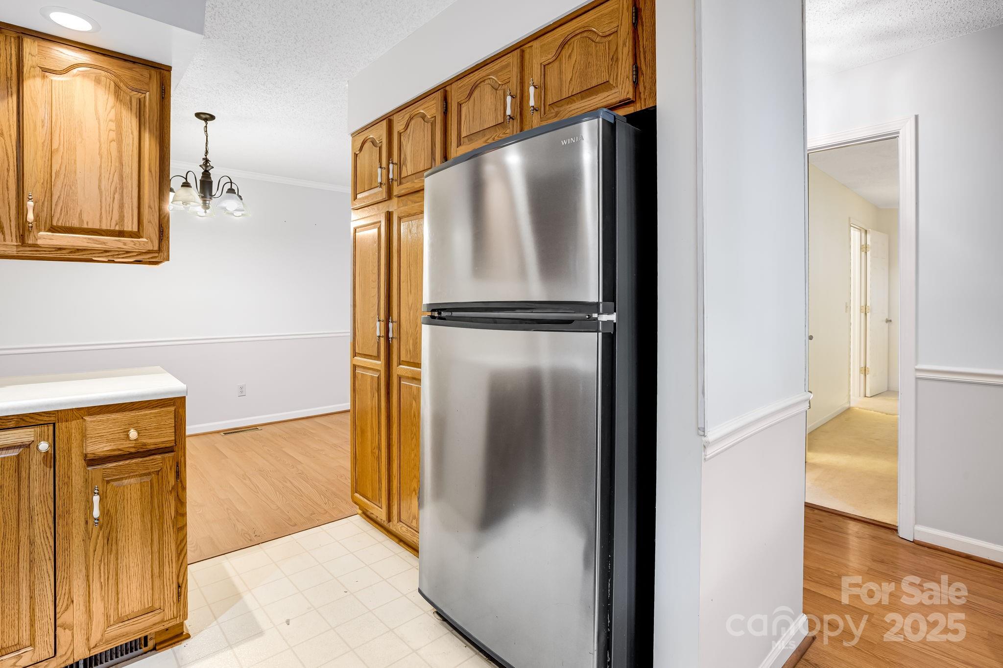 411 Britton Creek Drive 401 Property Photo 5