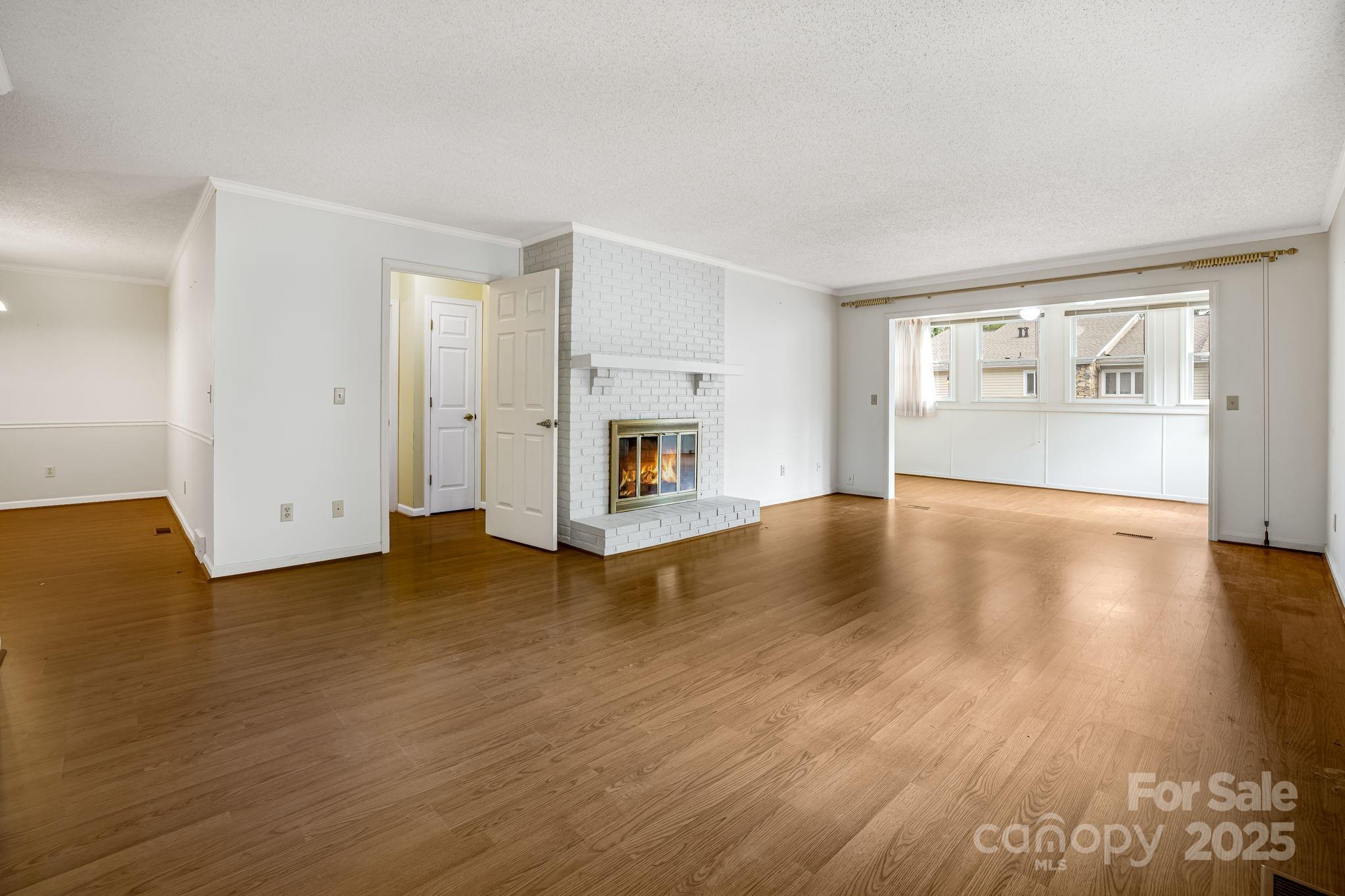 411 Britton Creek Drive 401 Property Photo 7