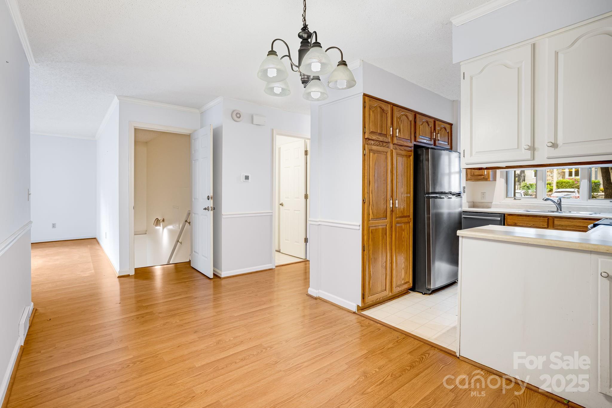 411 Britton Creek Drive 401 Property Photo 11