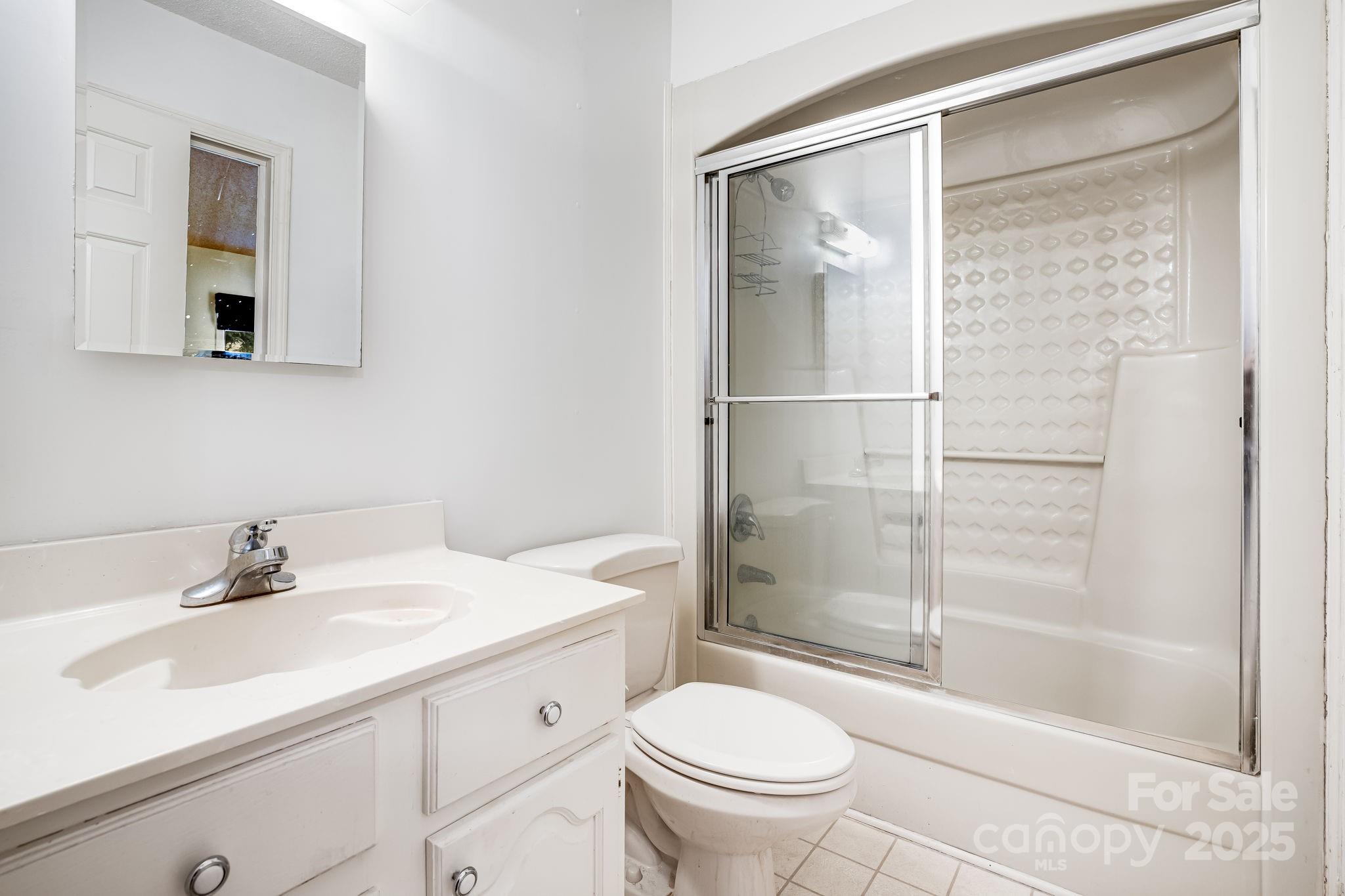 411 Britton Creek Drive 401 Property Photo 17