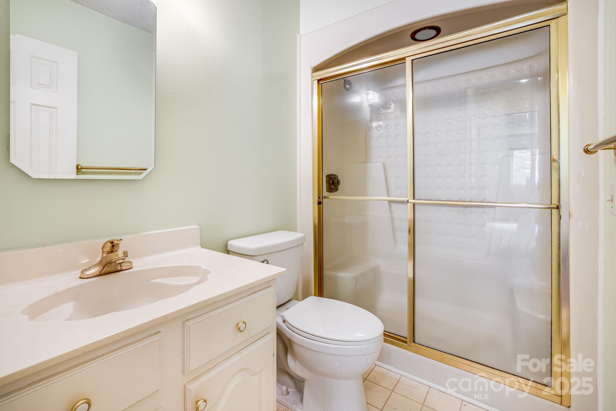 411 Britton Creek Drive 401 Property Photo 18