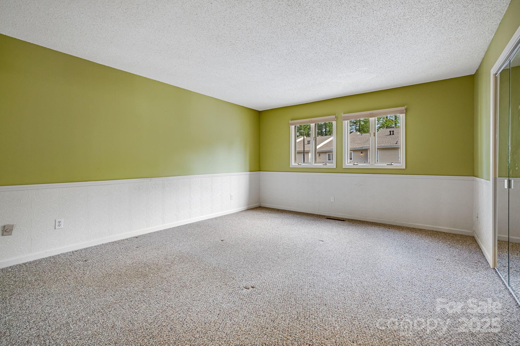 411 Britton Creek Drive 401 Property Photo 20