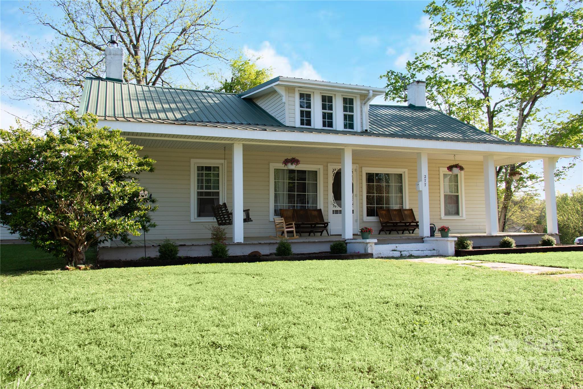 277 Spring Street Property Photo