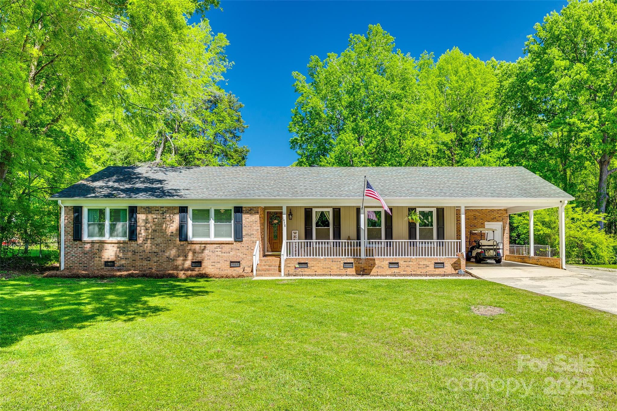 1938 Hickory Drive Property Photo