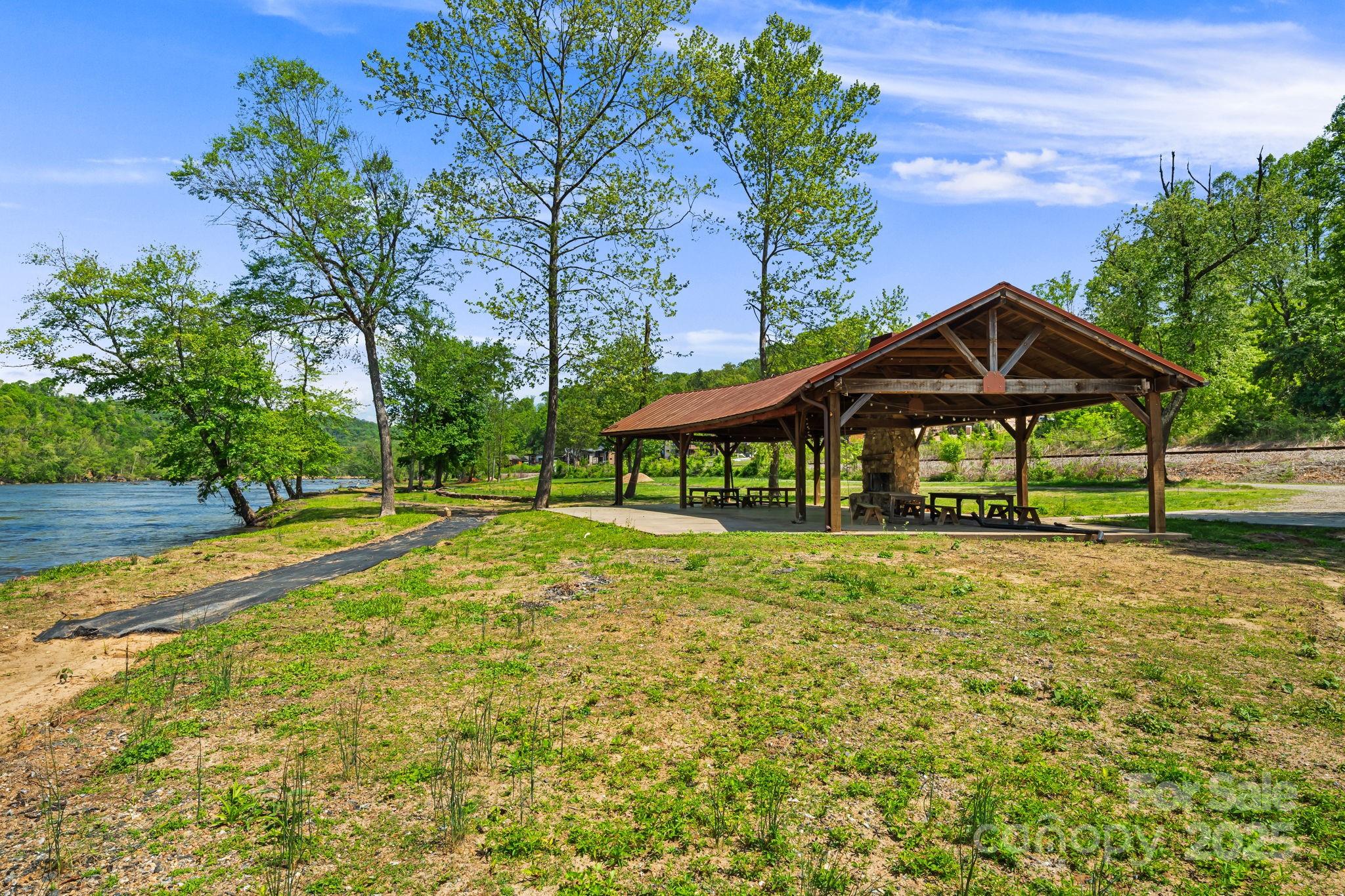 68 Sweet Fern Parkway Property Photo 17