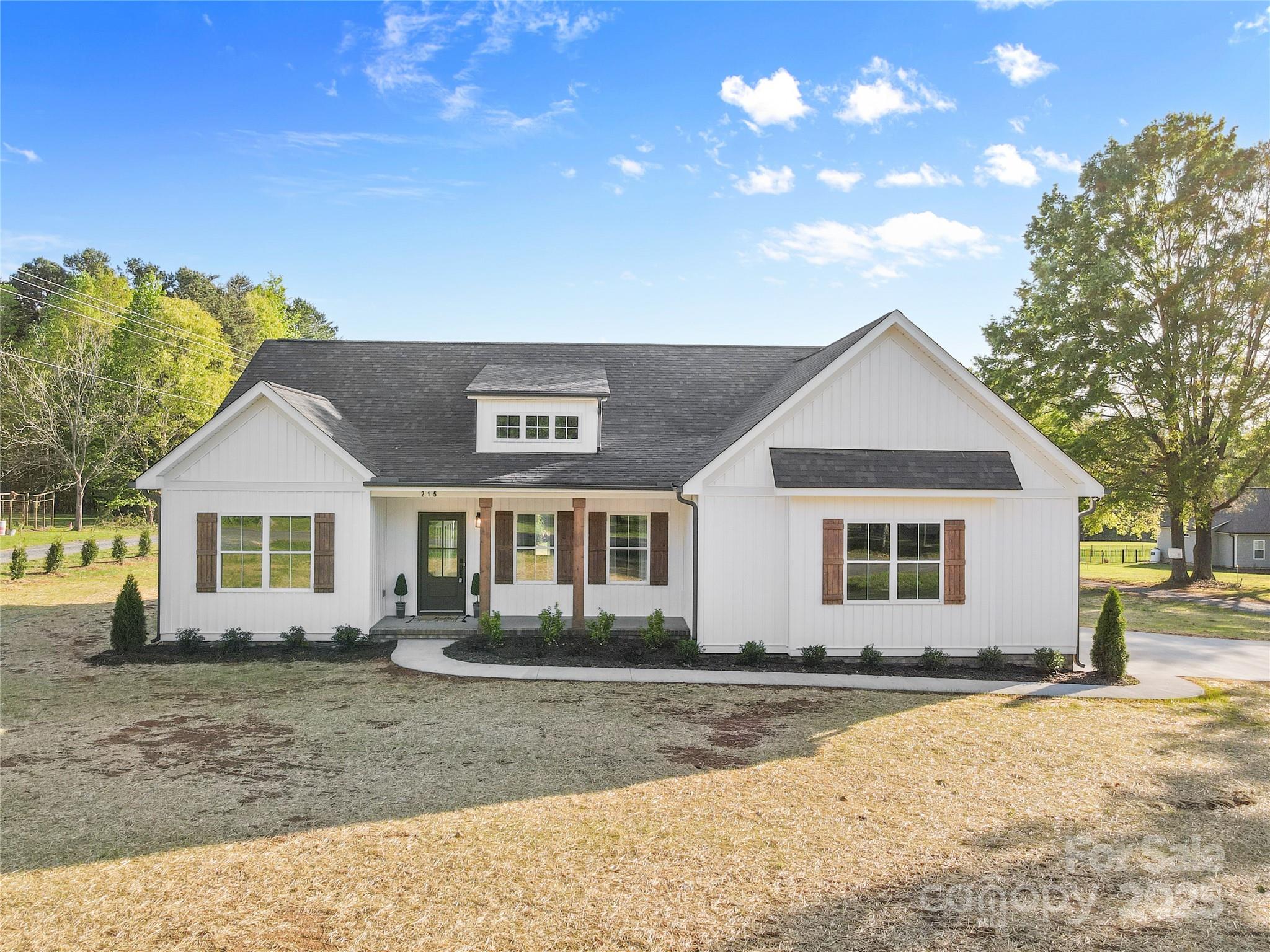 215 Scout Road Property Photo