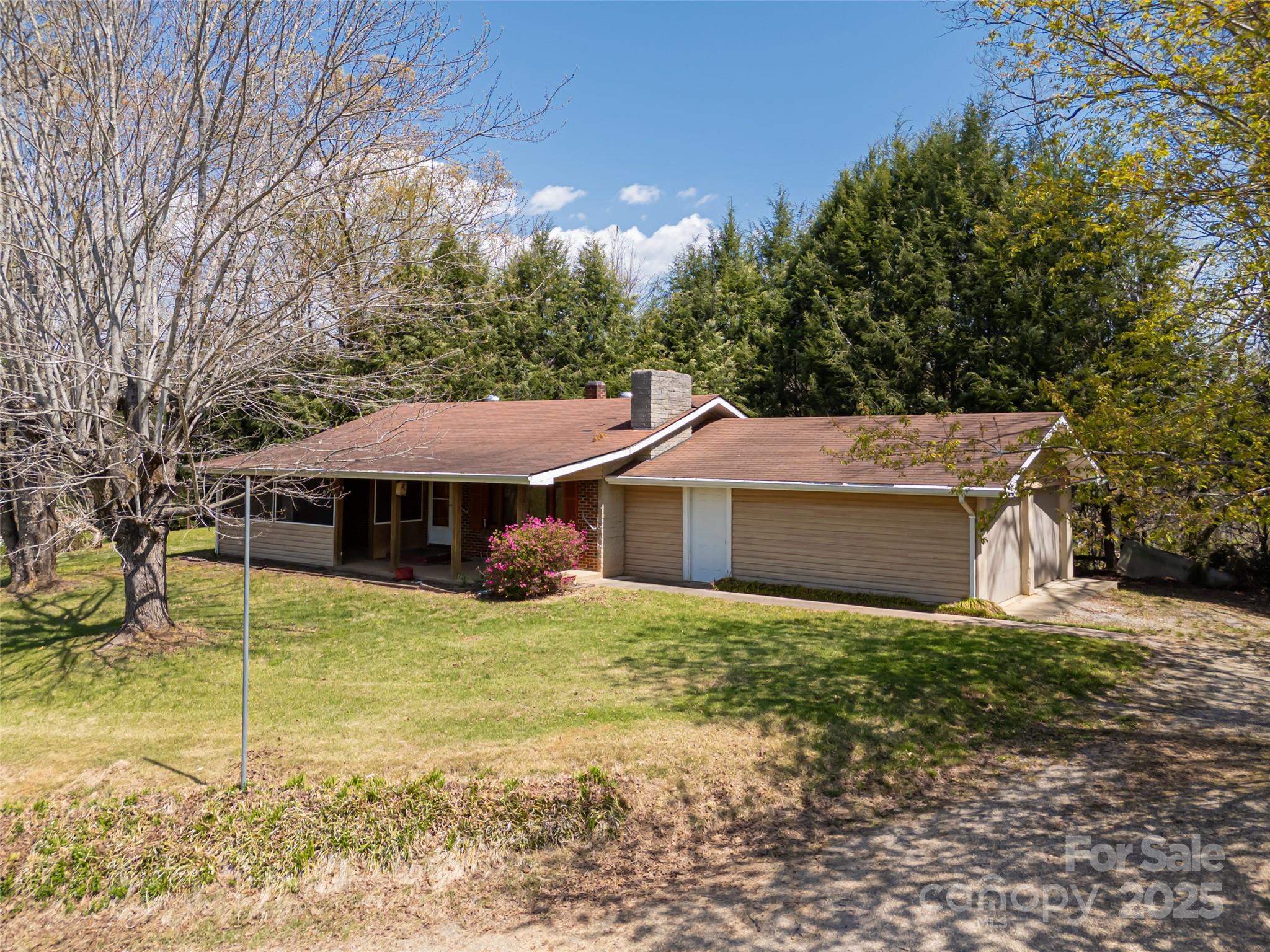 435 Upper Glady Fork Road Property Photo 2