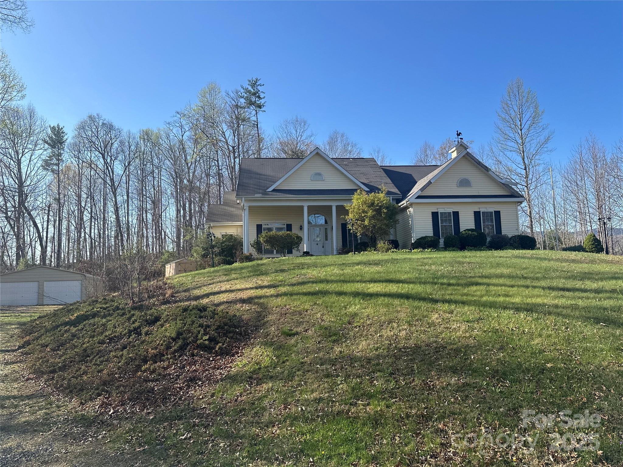 157 Sunrise Hill Property Photo