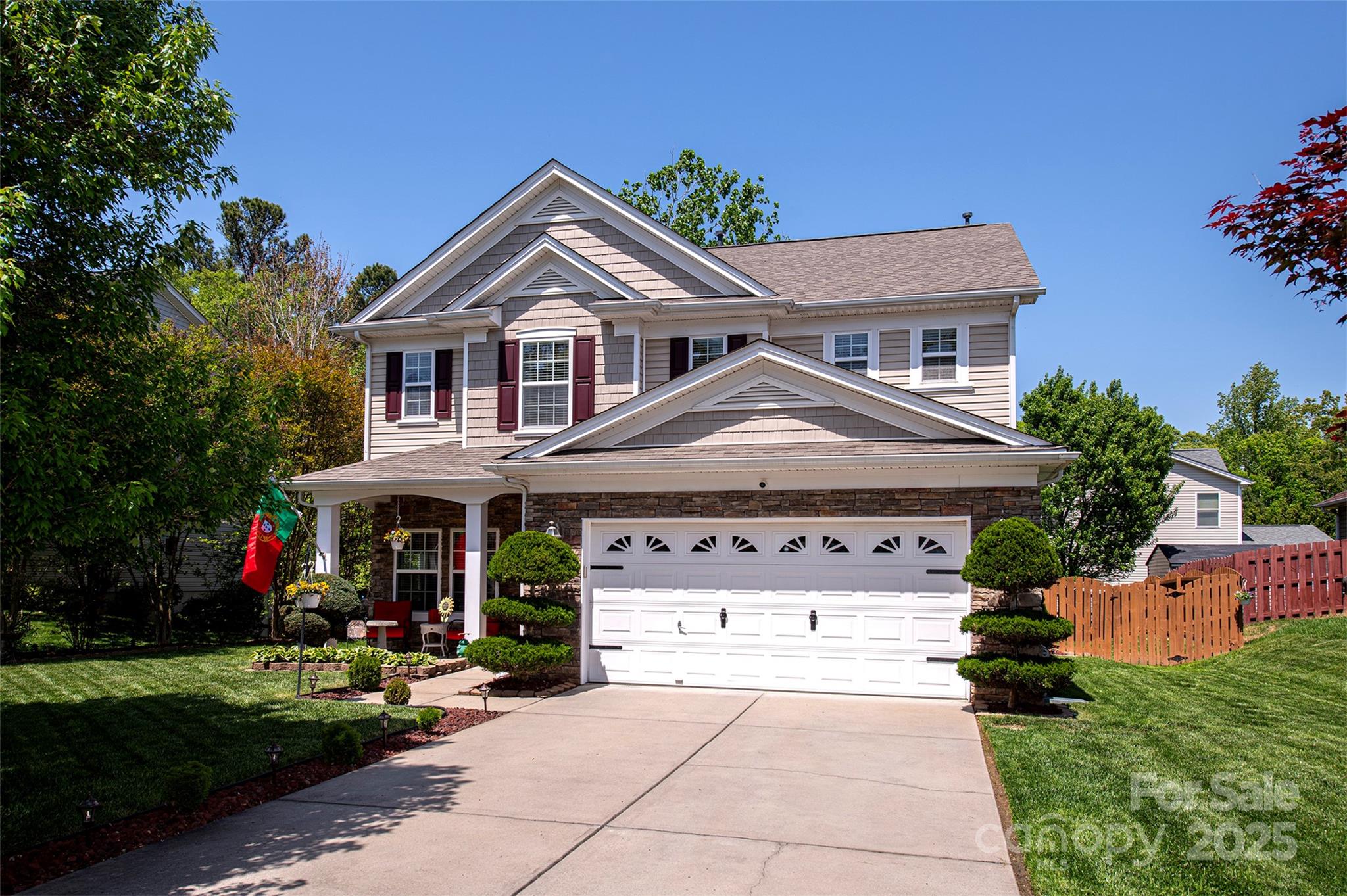 739 Ivy Trail Way Property Photo