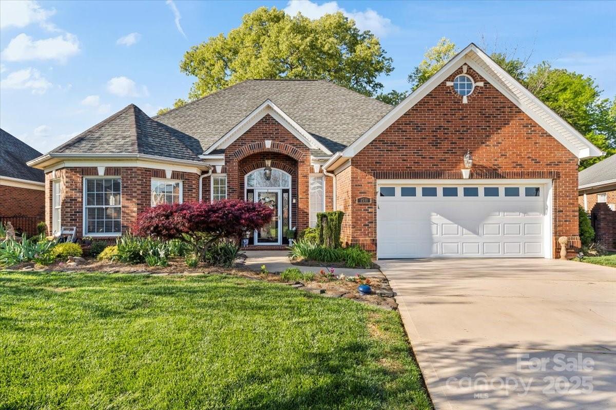 1511 Elkhart Circle Property Photo