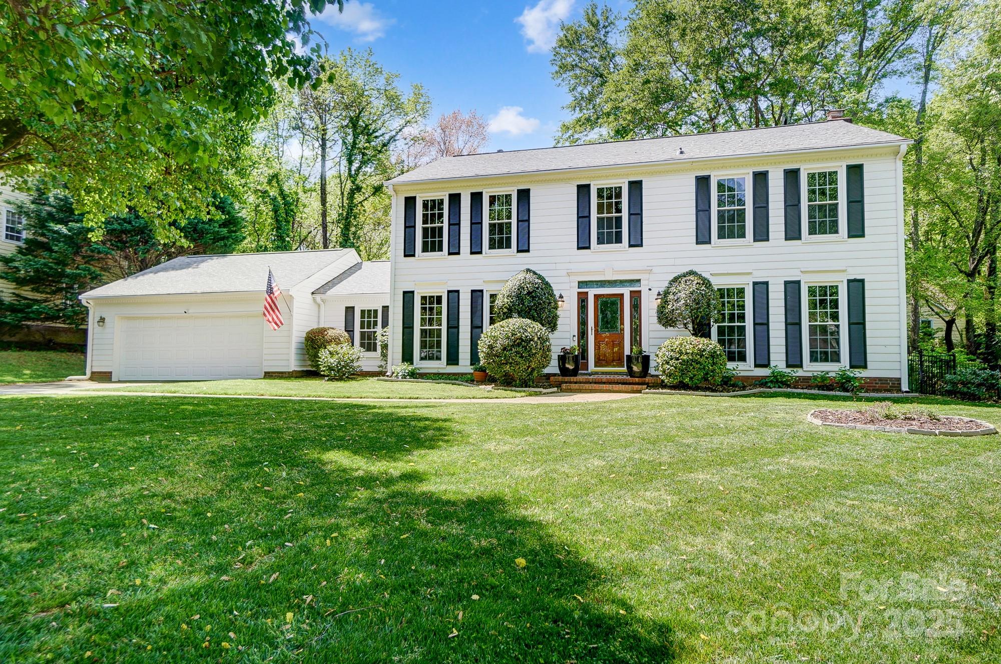 2221 Hamilton Mill Road Property Photo