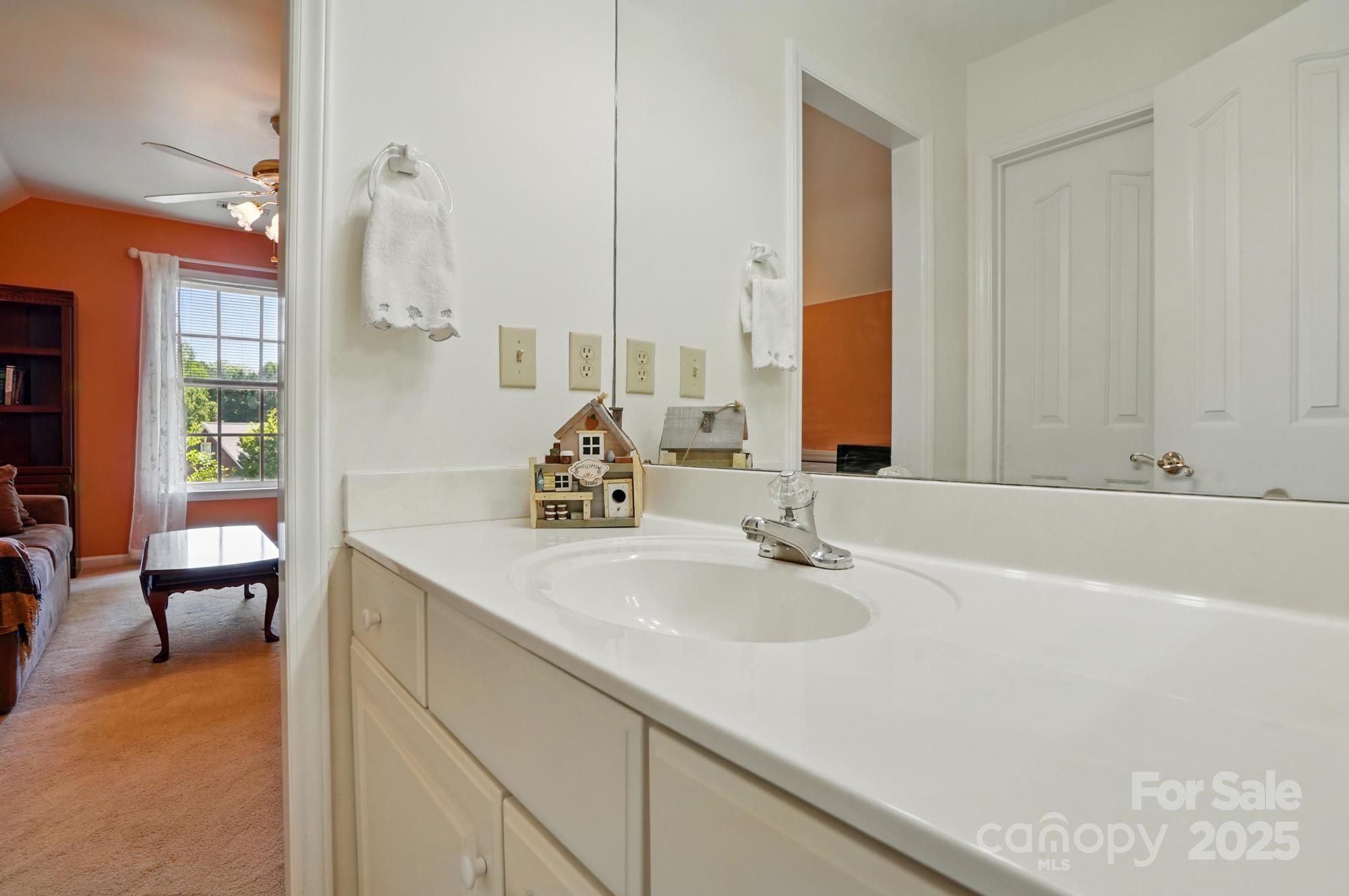 6009 Glen Manor Drive Property Photo 37