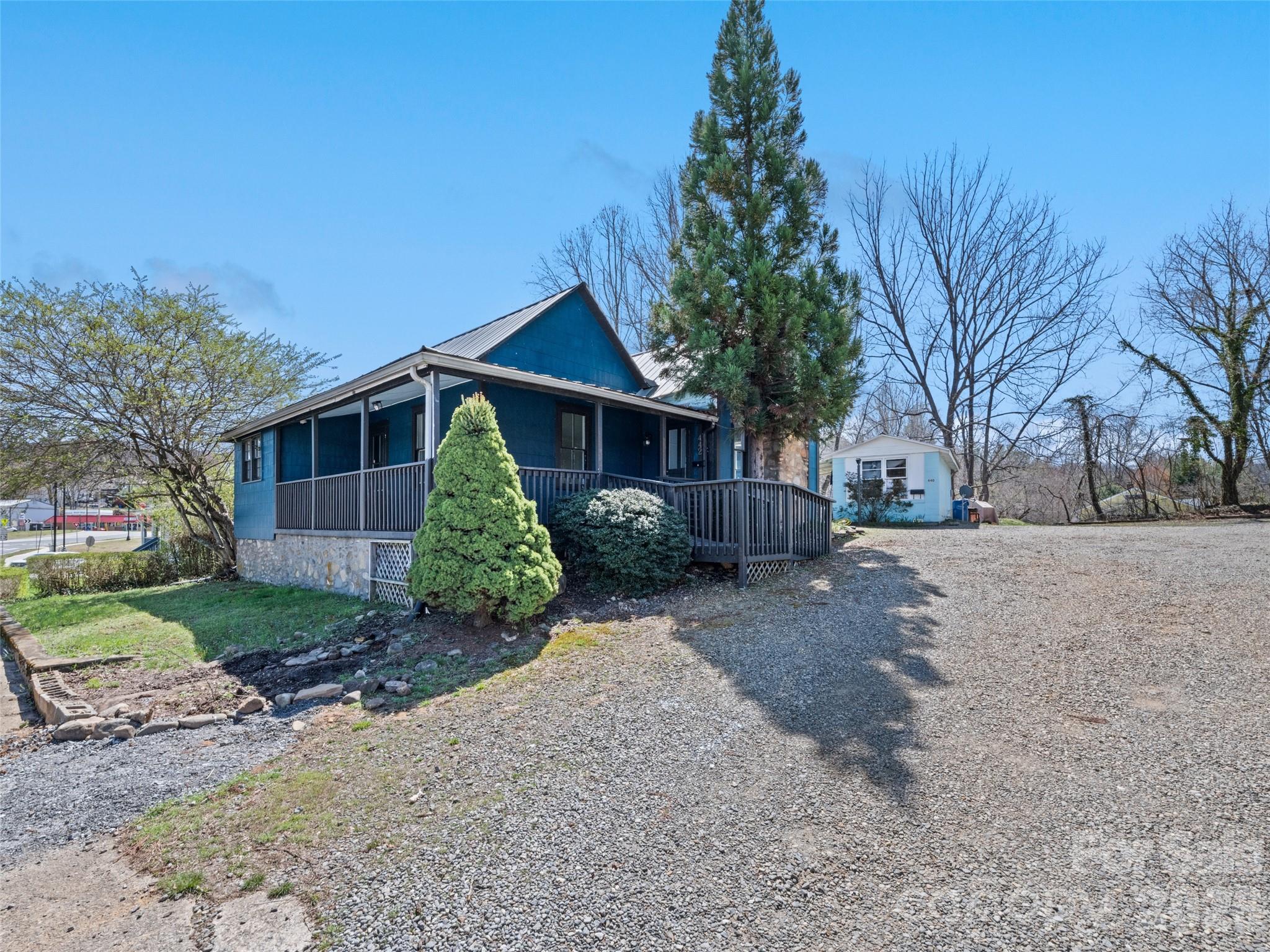442 And 440 Walnut Street Property Photo 10