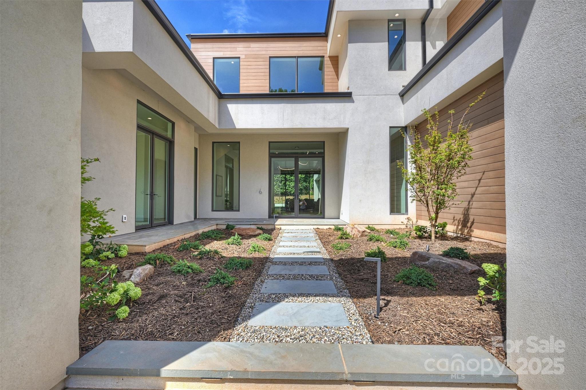 3630 Foxcroft Road Property Photo 5