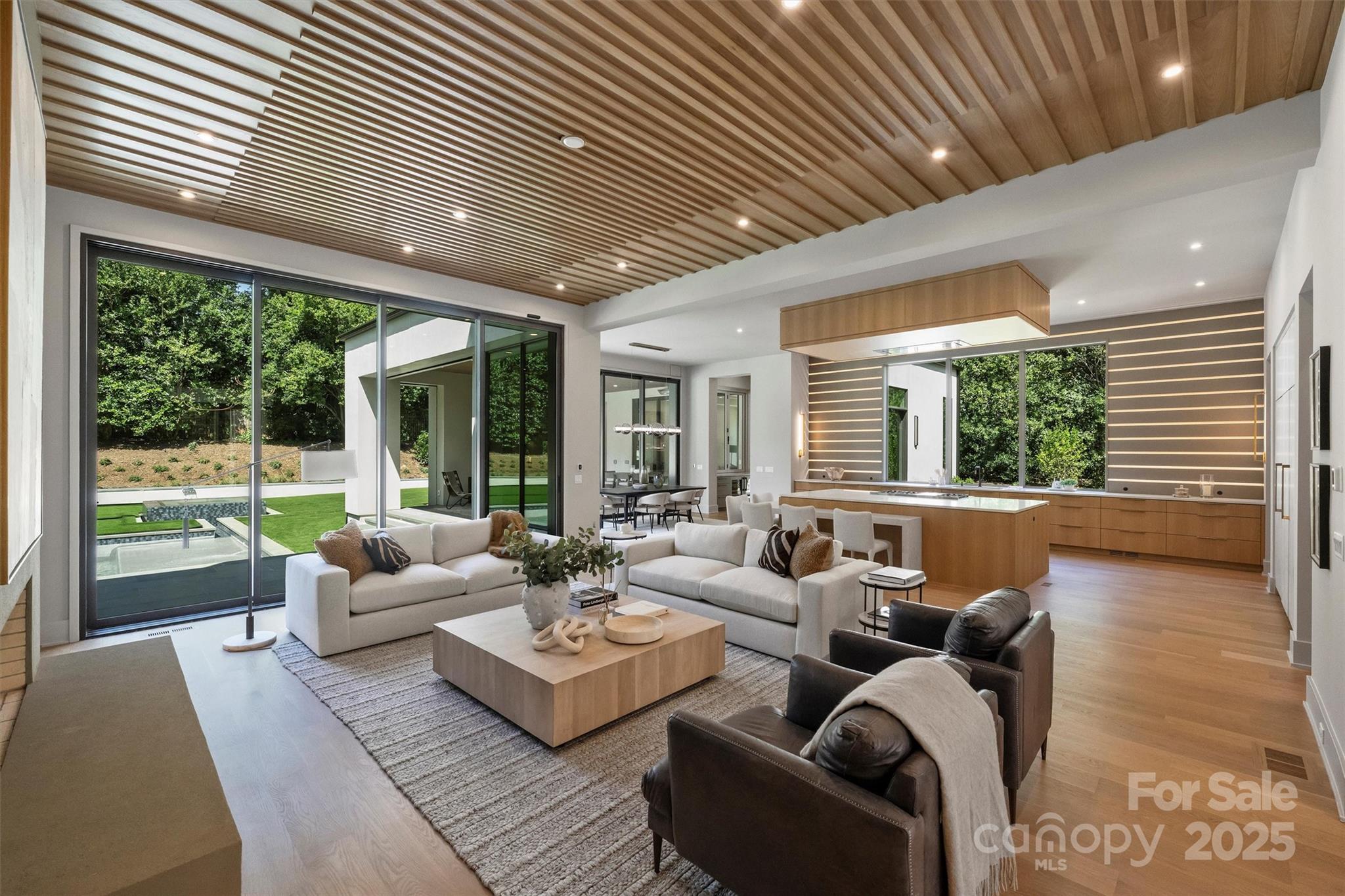 3630 Foxcroft Road Property Photo 10