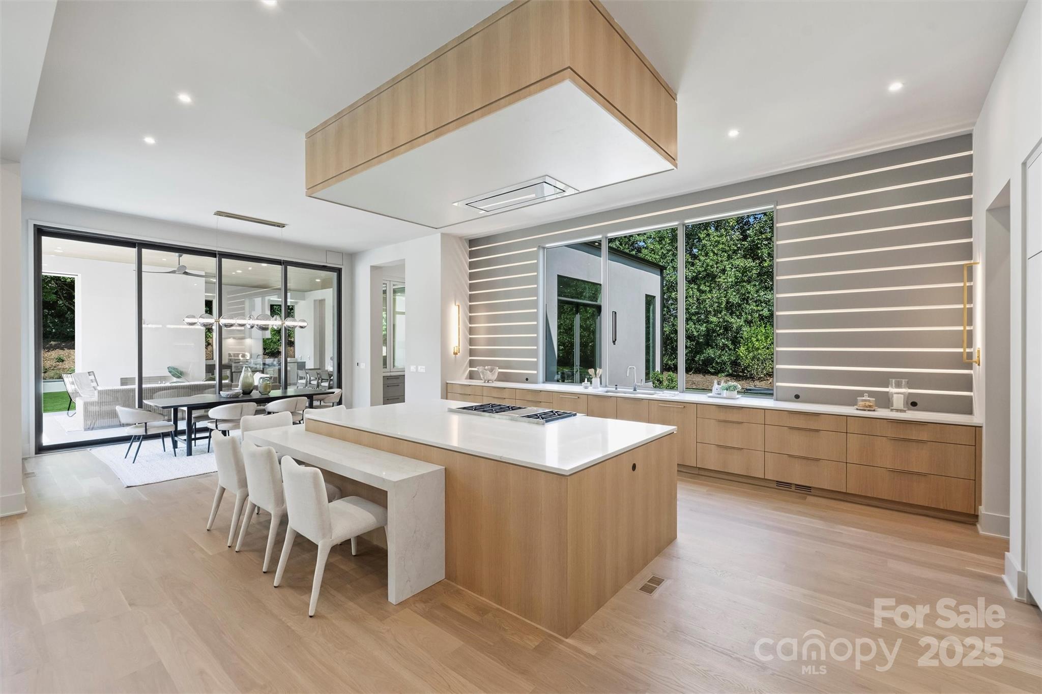 3630 Foxcroft Road Property Photo 17