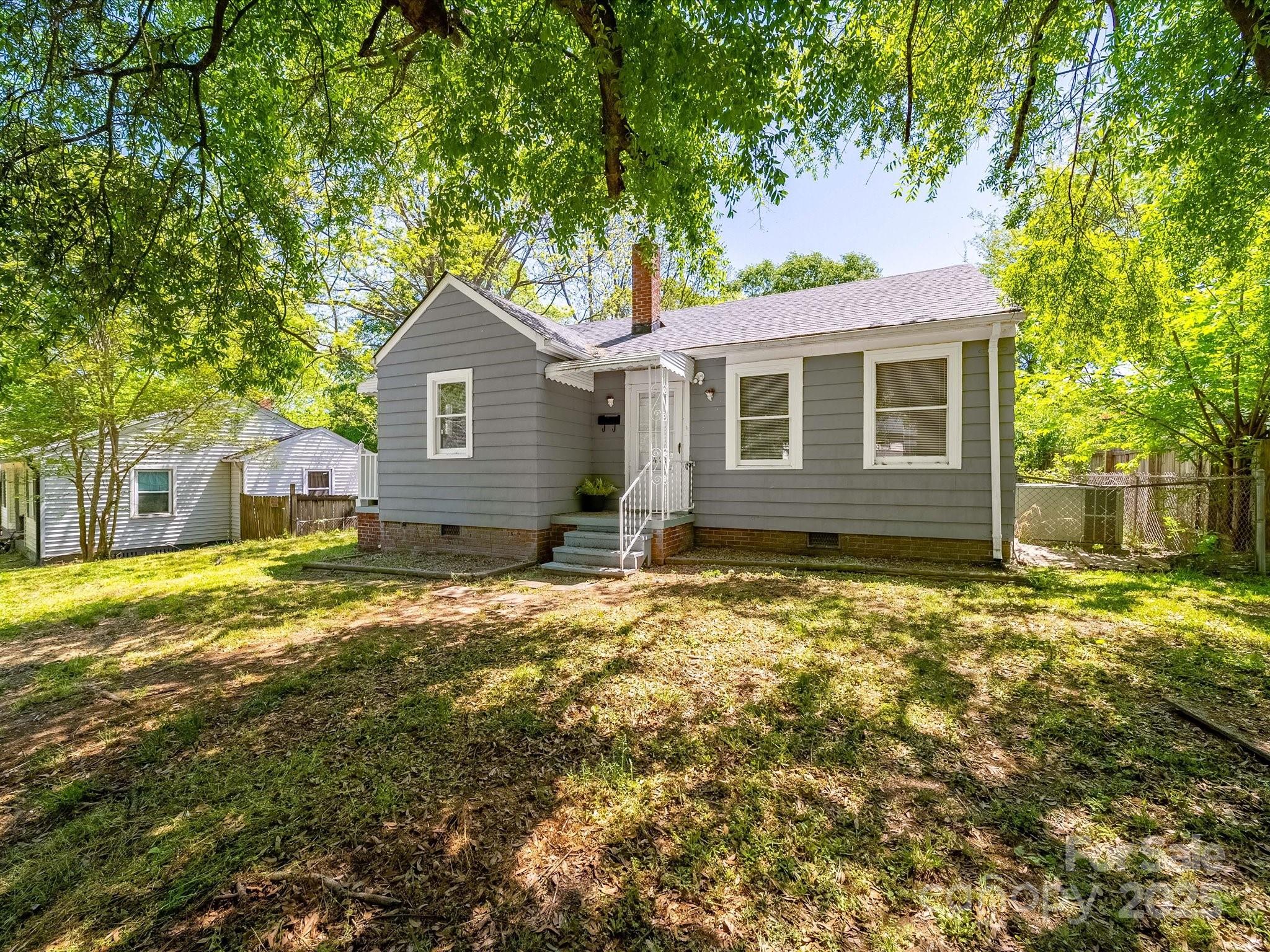 1405 Poston Circle Property Photo