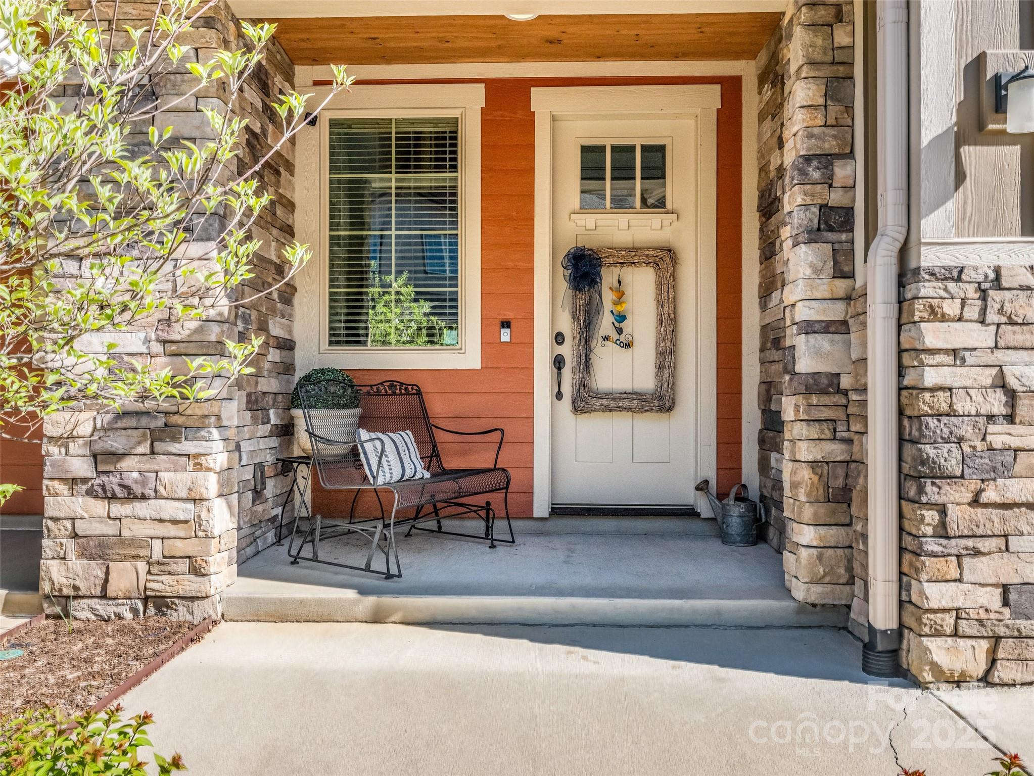 506 Sweet Birch Park Lane 2 Property Photo 3