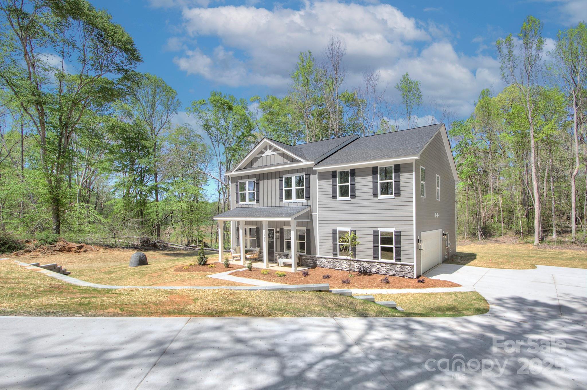 1033 Harrogate Drive Property Photo
