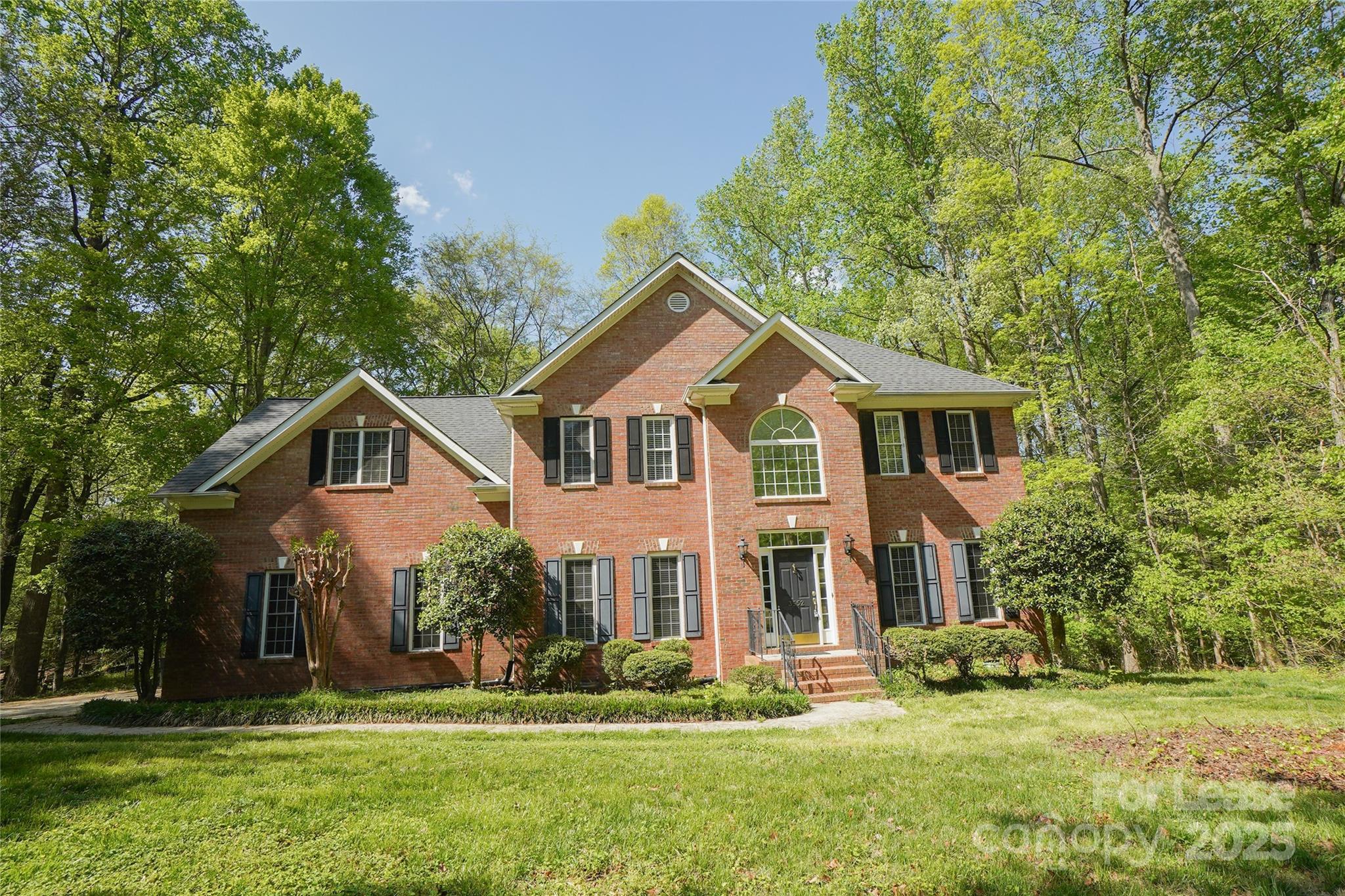 3552 Weddington Oaks Drive Property Photo