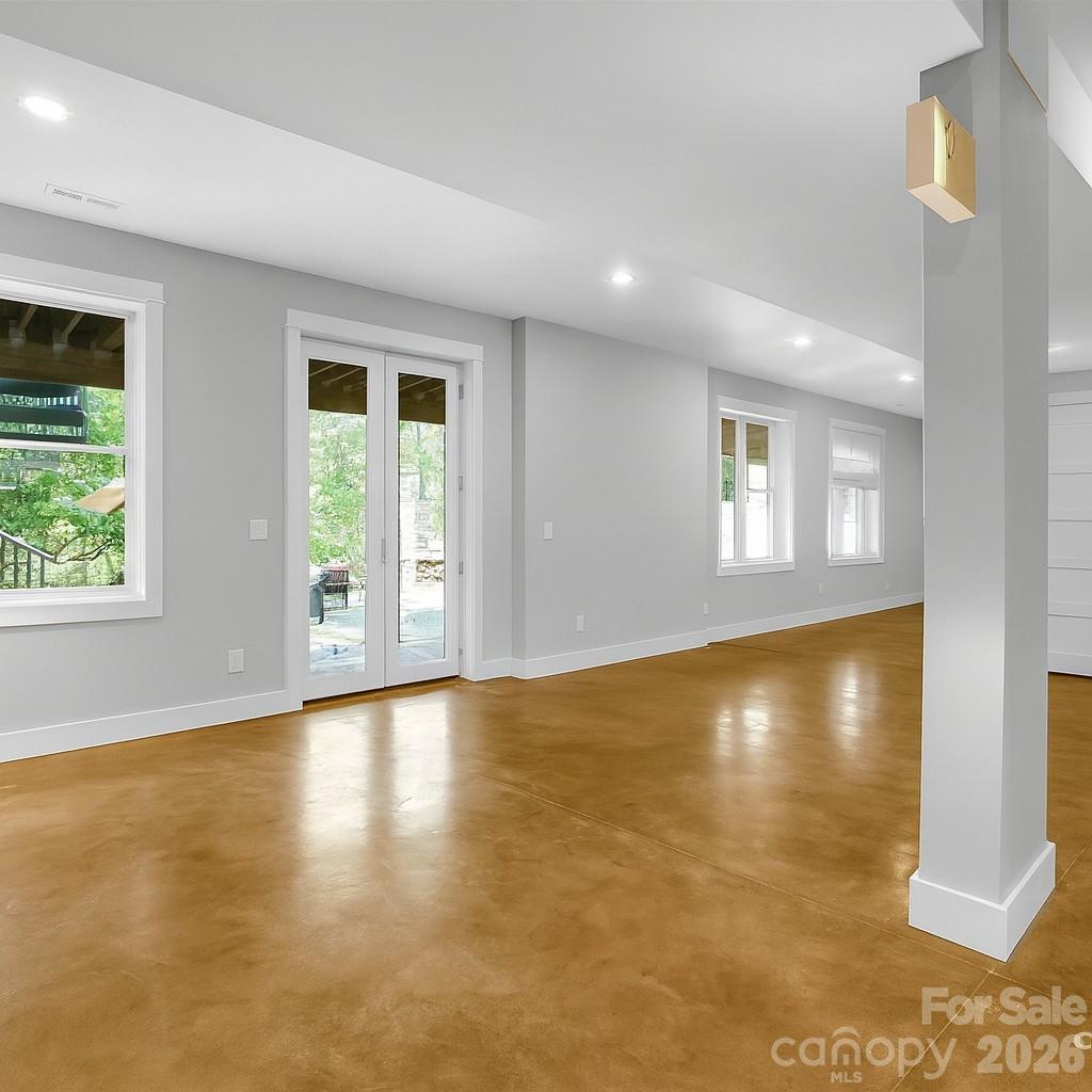 167 Trails End Property Photo 29