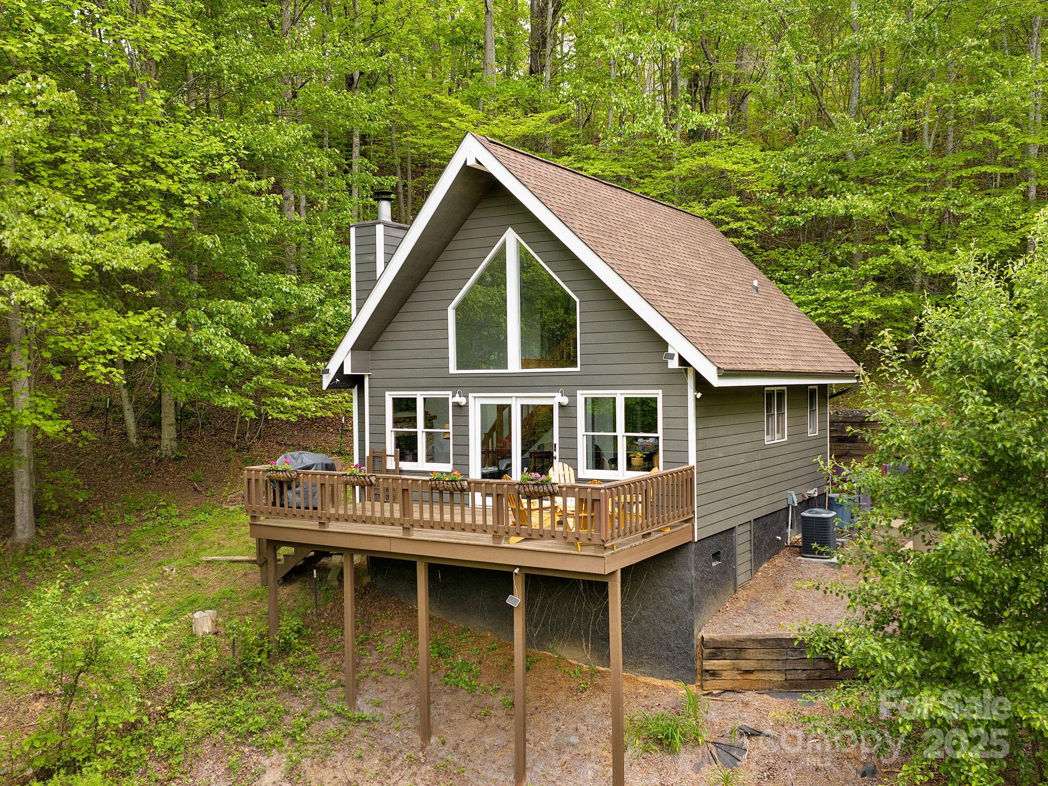 85 Crabapple Cove Property Photo