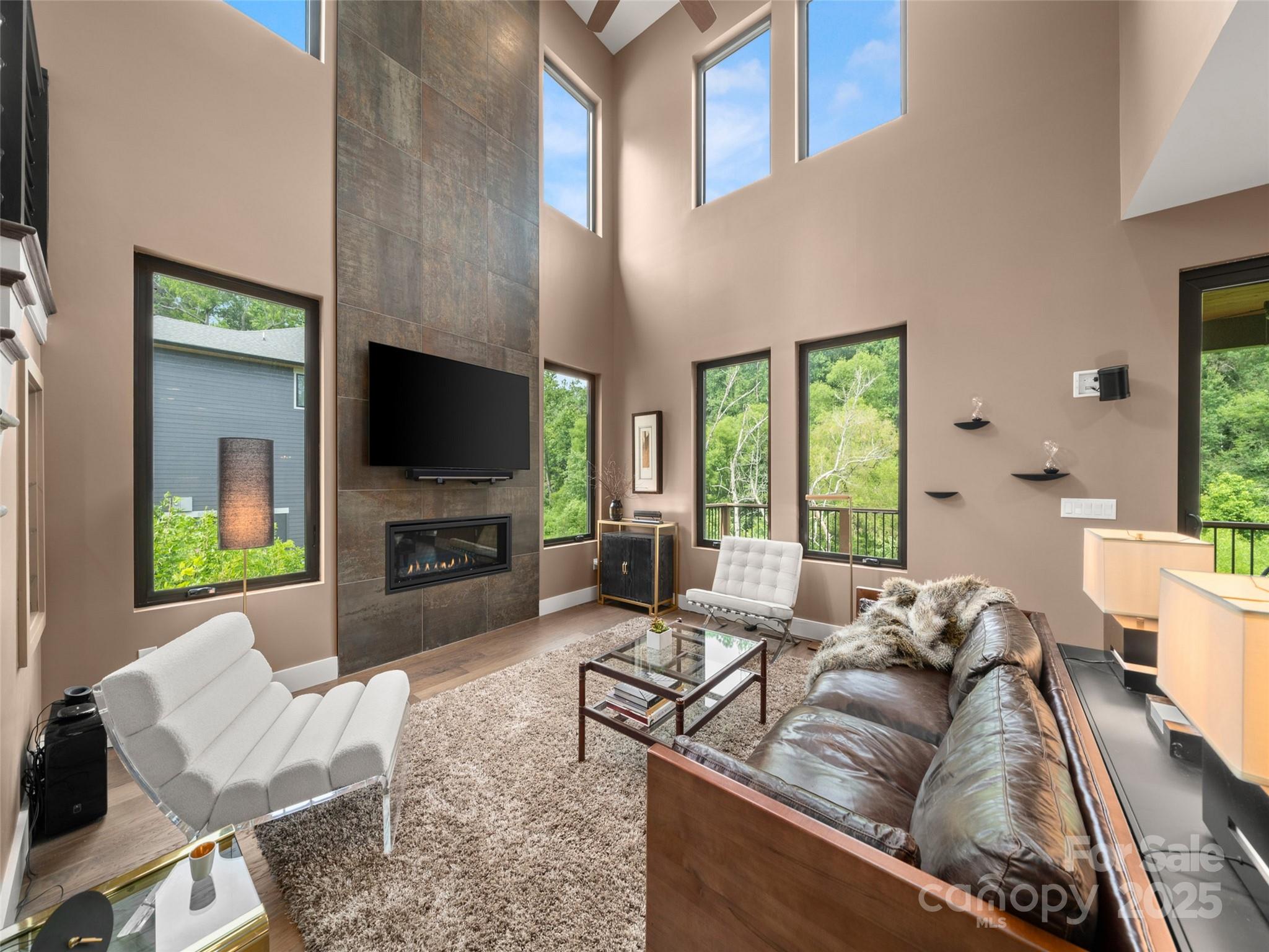 127 Rough Bark Trail Property Photo 10