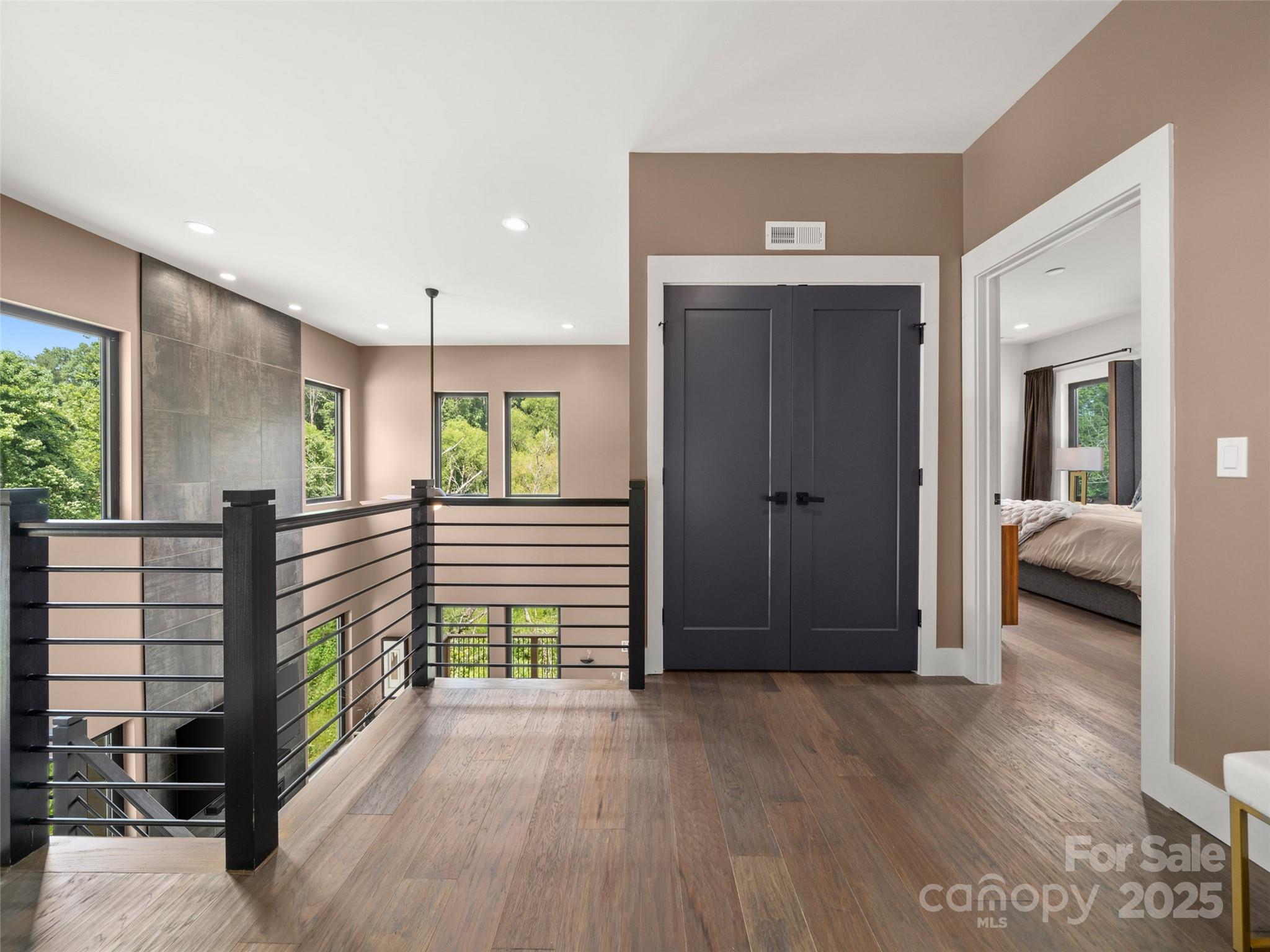 127 Rough Bark Trail Property Photo 22