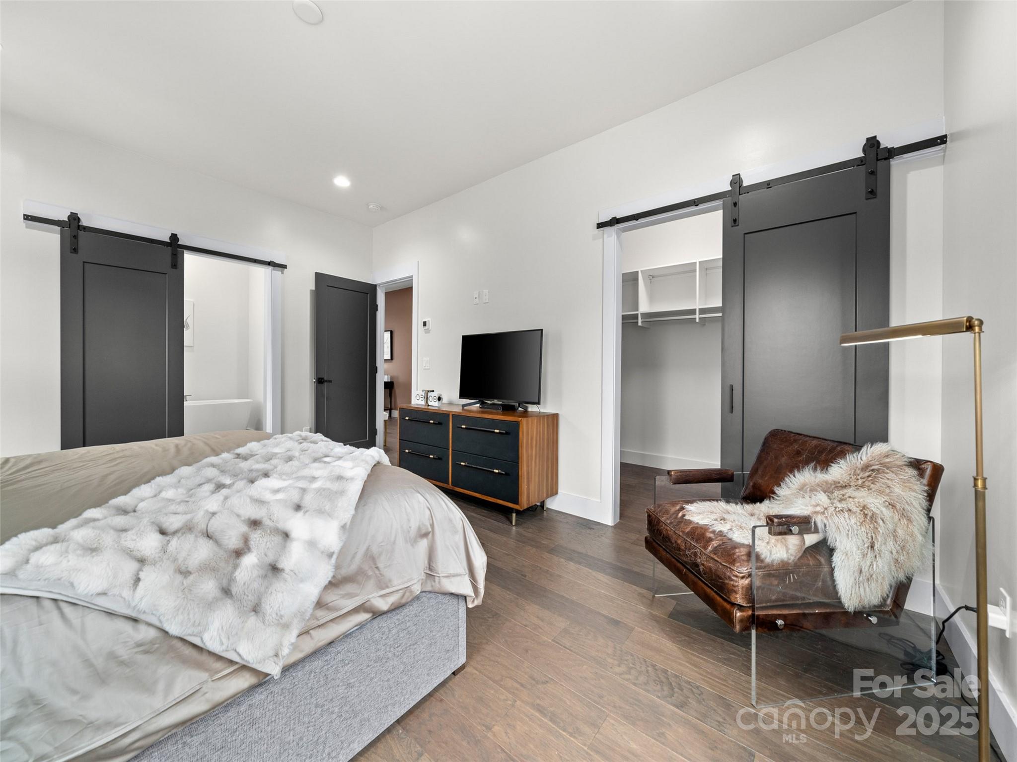 127 Rough Bark Trail Property Photo 25