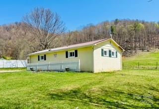1638 Hughes Gap Road Property Photo