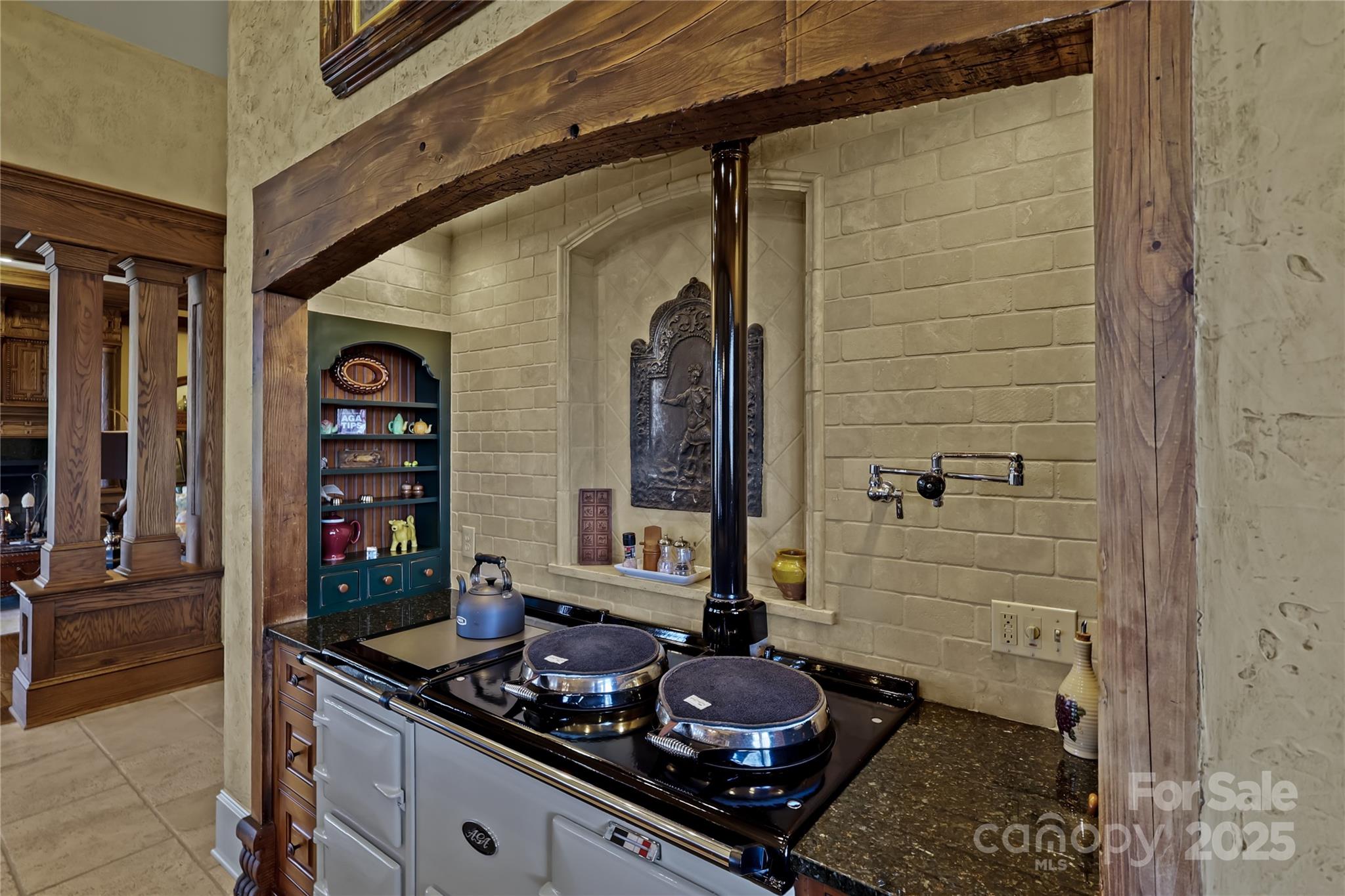 205 W Indrio Road Property Photo 17