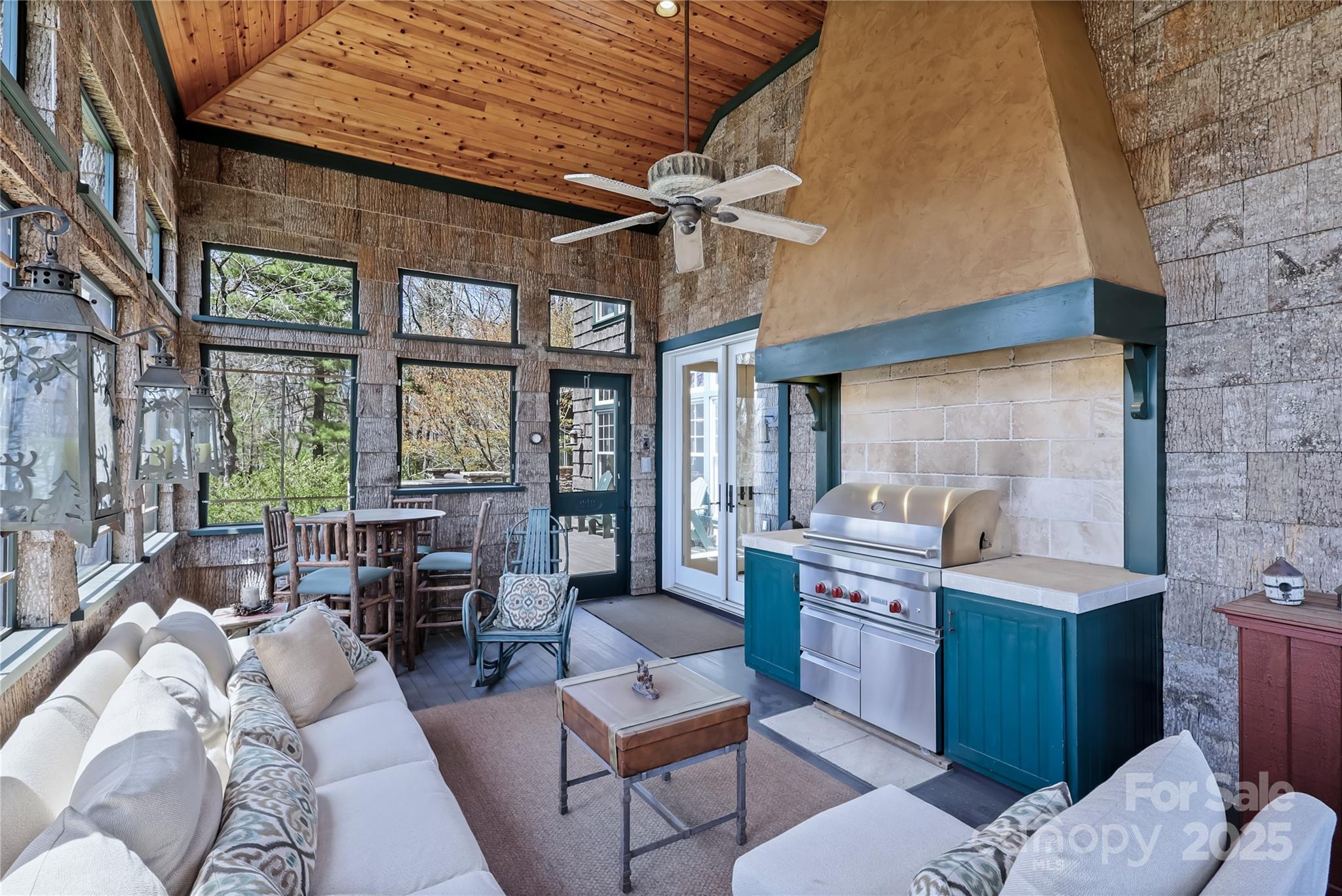 205 W Indrio Road Property Photo 21